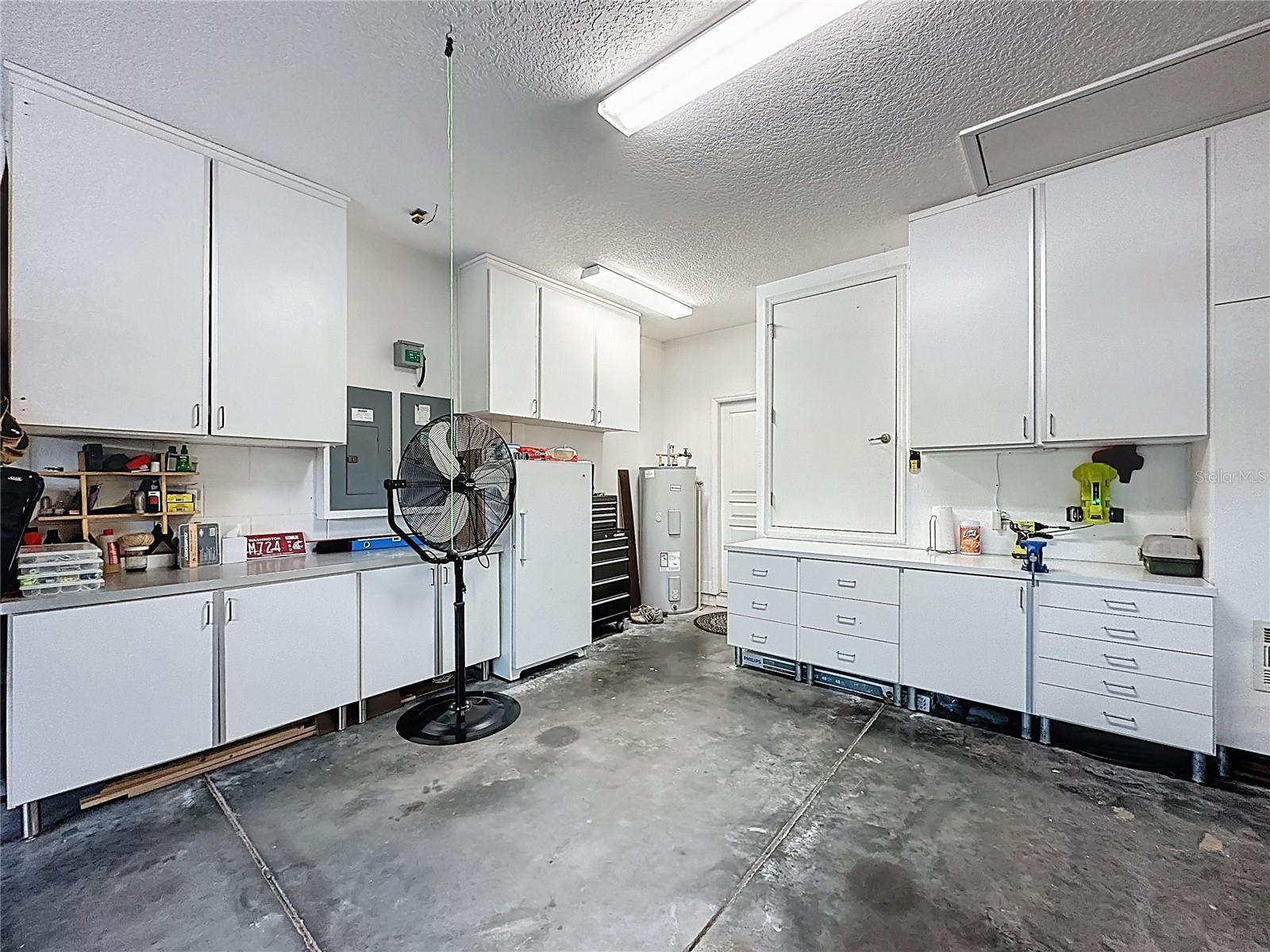 Image 84 of 97 For 807 Dakota Prairie Court