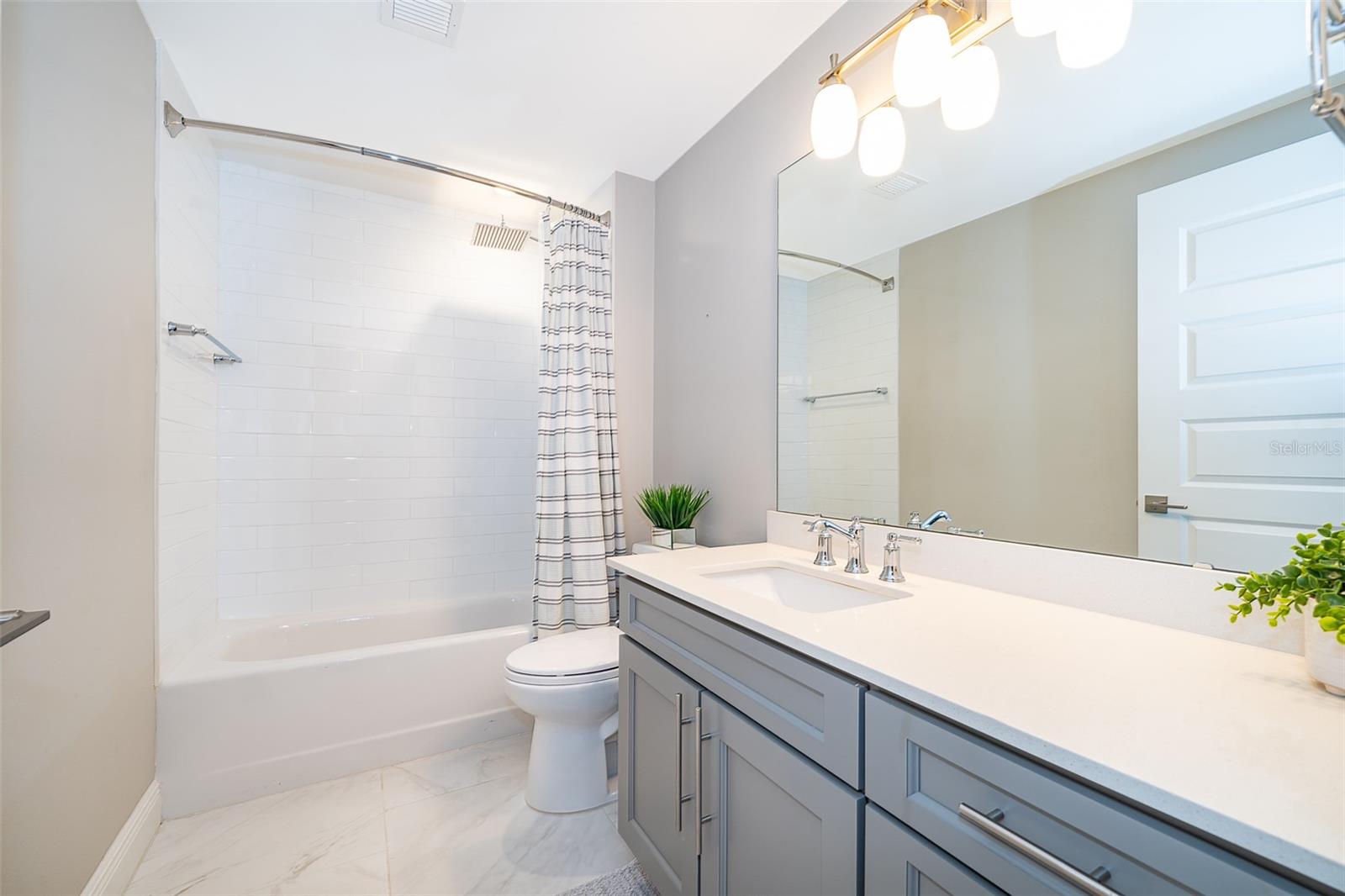 Image 17 of 27 For 16300 County Road 455  502