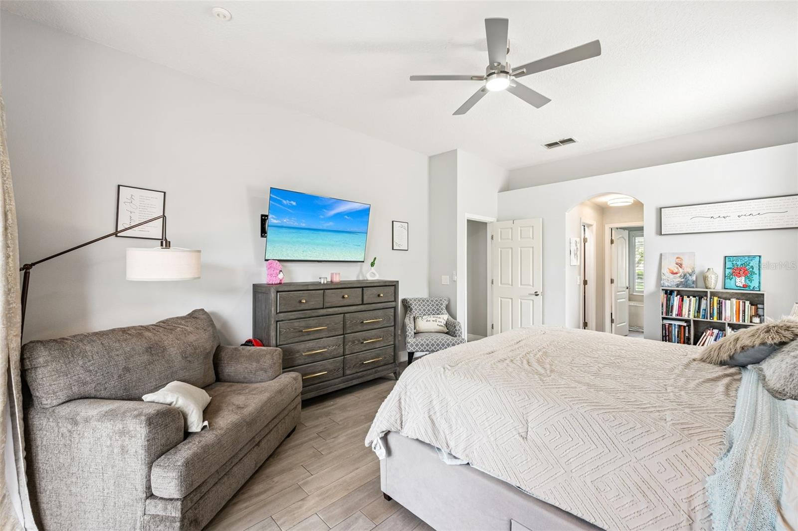 Image 12 of 29 For 7824 Fernleaf Drive