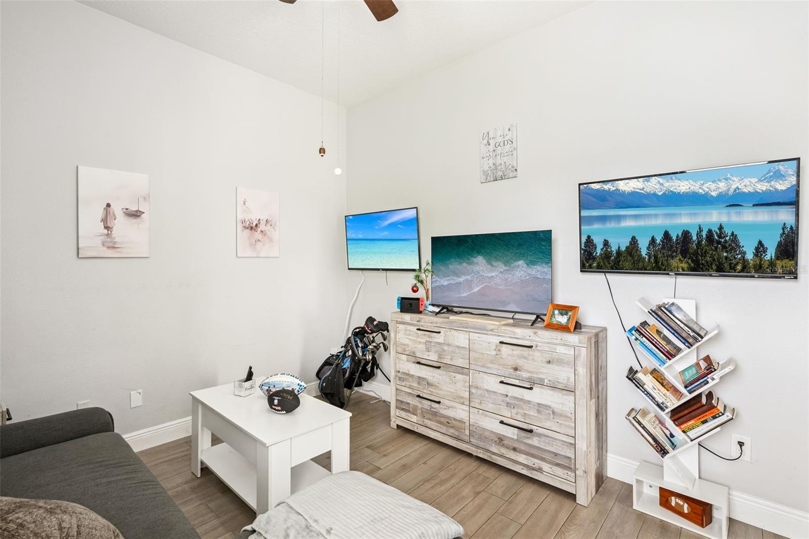 Image 19 of 29 For 7824 Fernleaf Drive