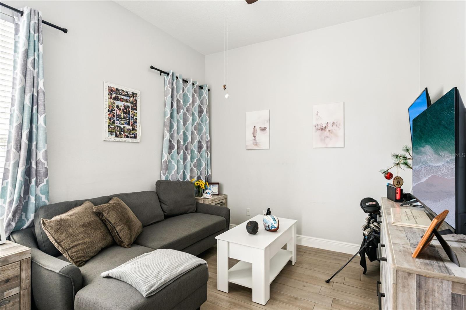 Image 20 of 29 For 7824 Fernleaf Drive