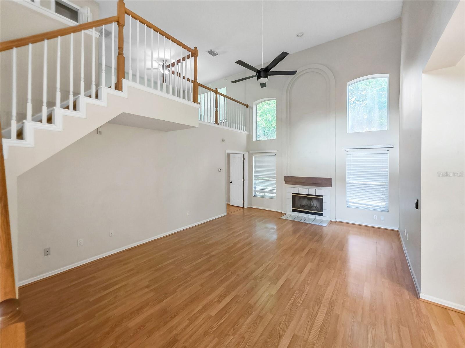 Image 4 of 13 For 617 Randon Terrace