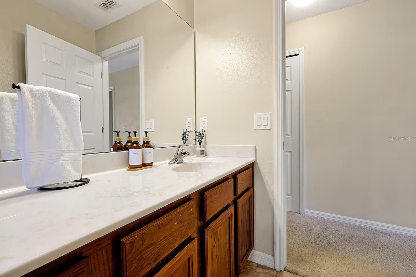 Image 12 of 27 For 2650 Santosh Cove