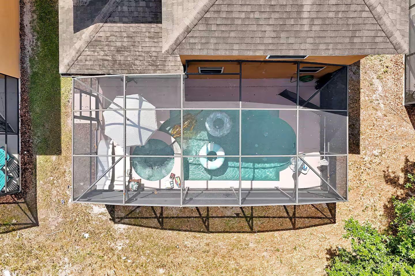 Image 24 of 27 For 2650 Santosh Cove