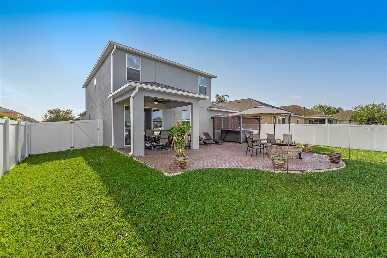 Image 10 of 53 For 613 Cortona Dr.