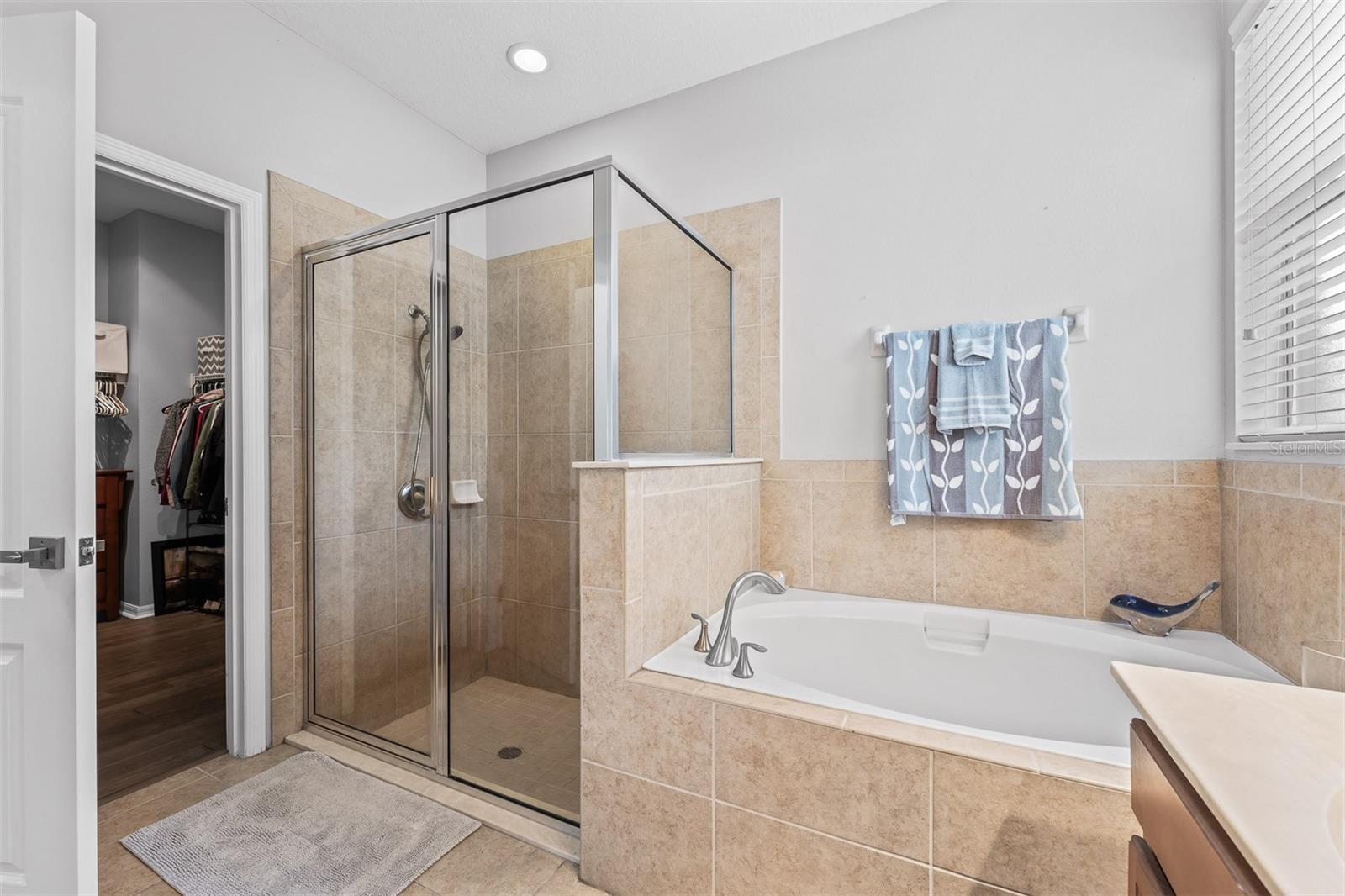 Image 28 of 53 For 613 Cortona Dr.