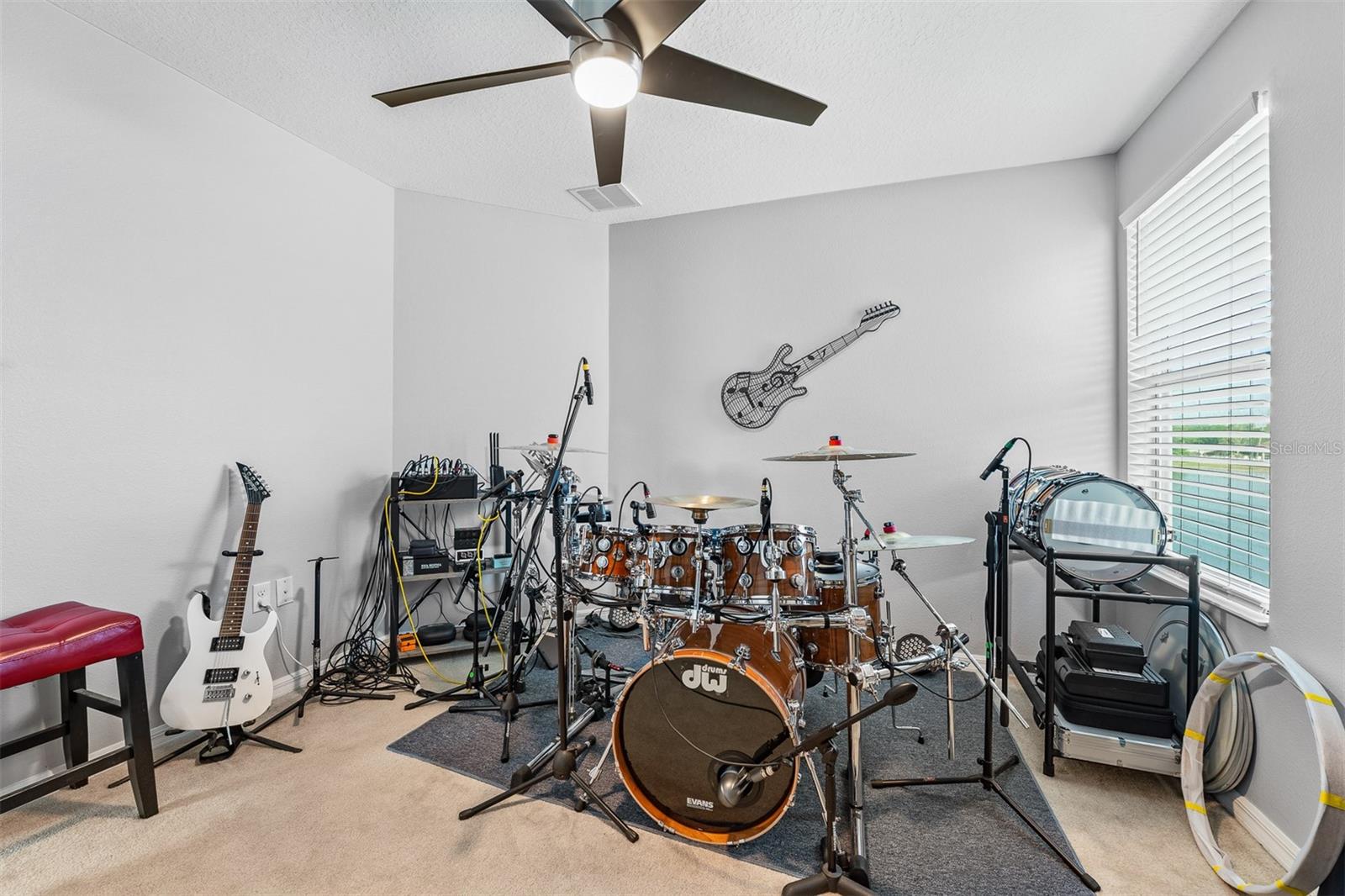 Image 35 of 53 For 613 Cortona Dr.