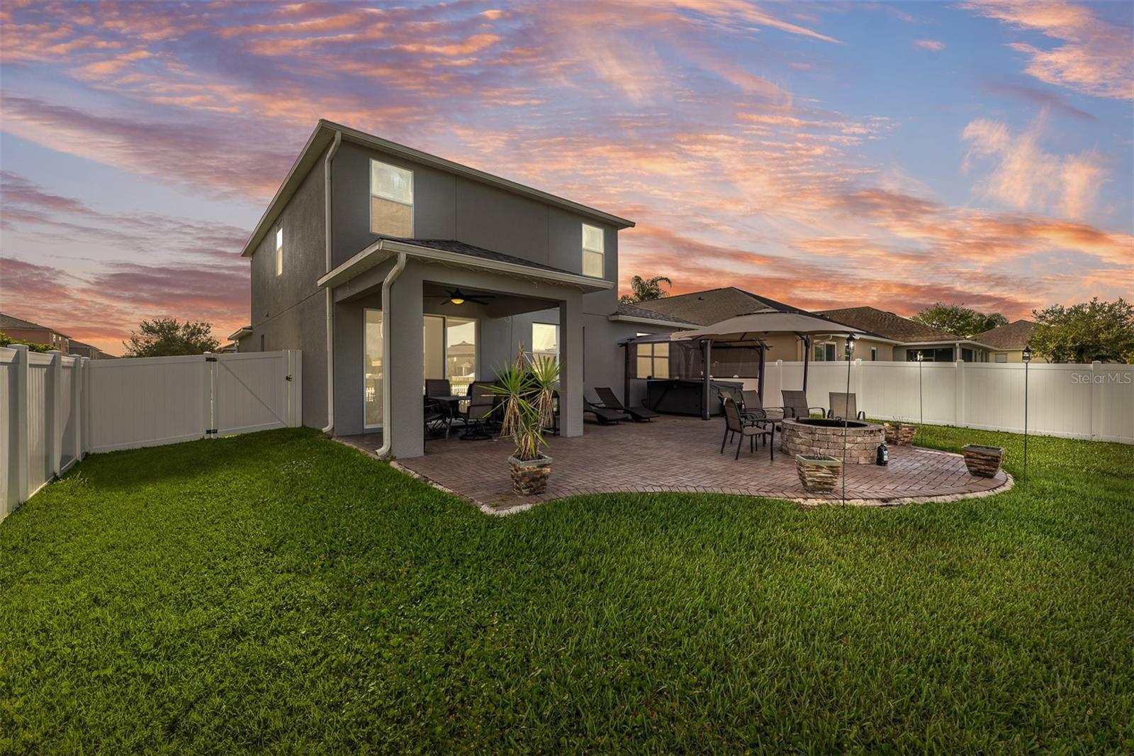 Image 5 of 53 For 613 Cortona Dr.