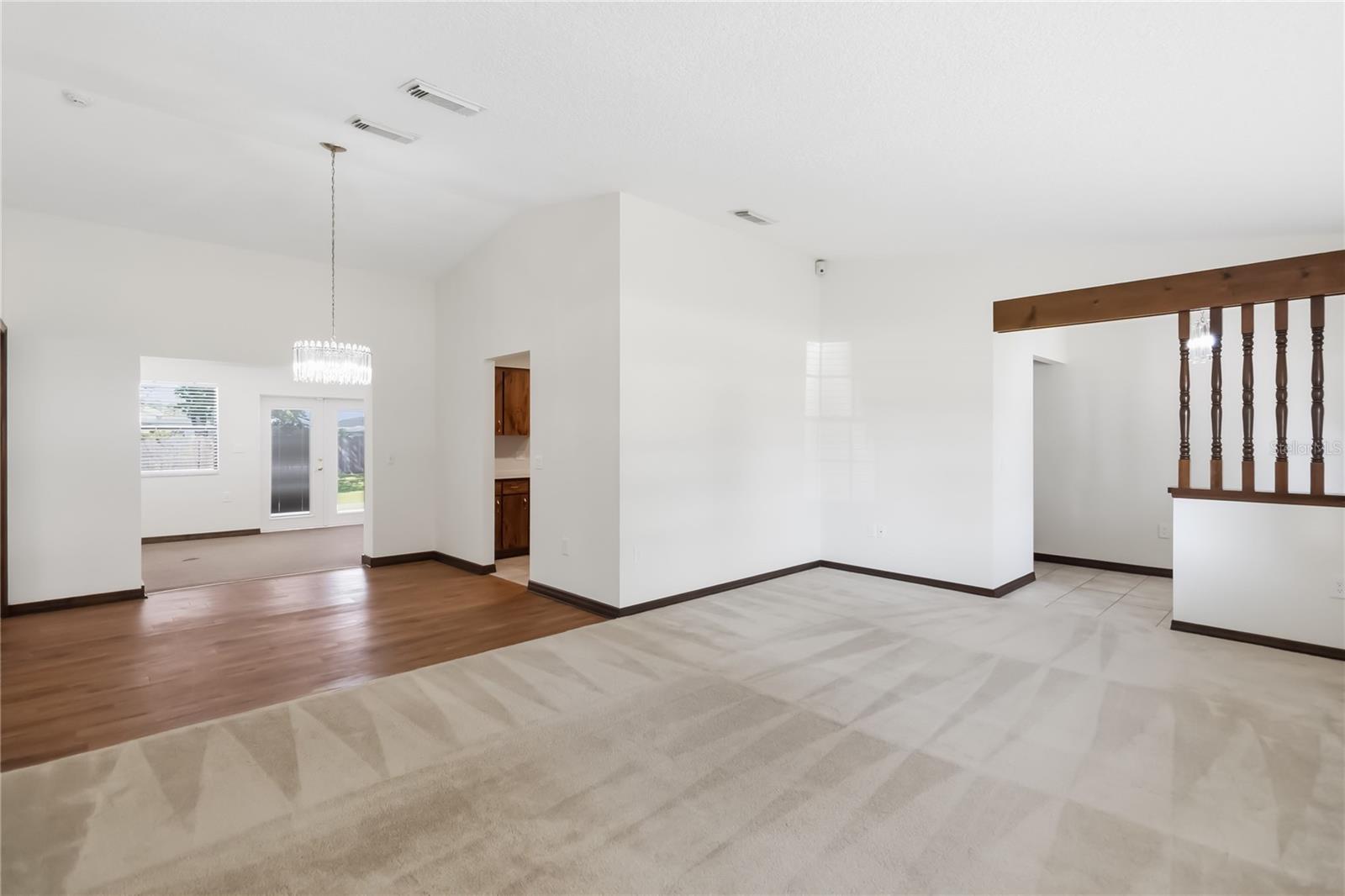 Image 12 of 57 For 2106 Peach Tree Boulevard