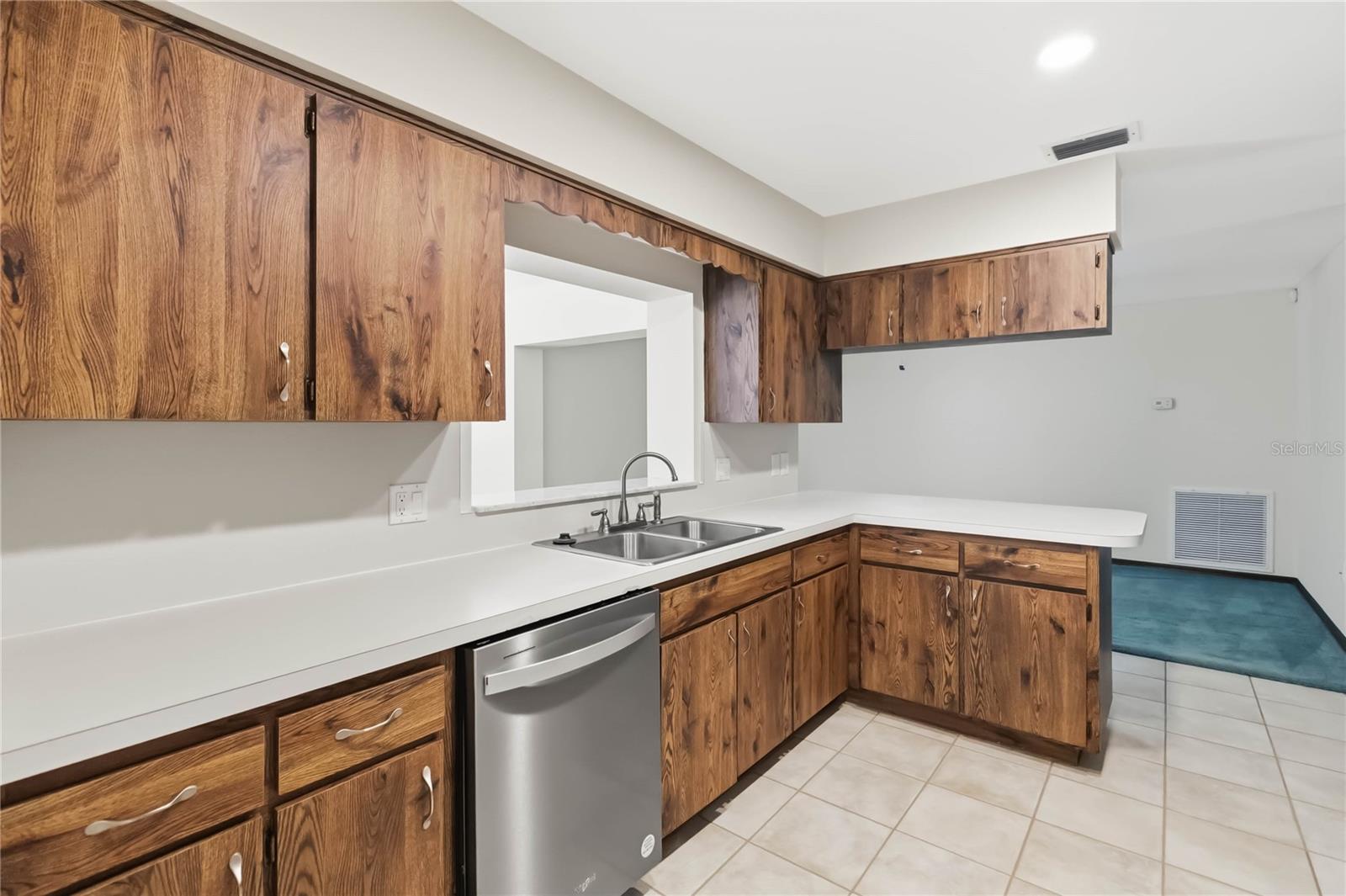 Image 15 of 57 For 2106 Peach Tree Boulevard