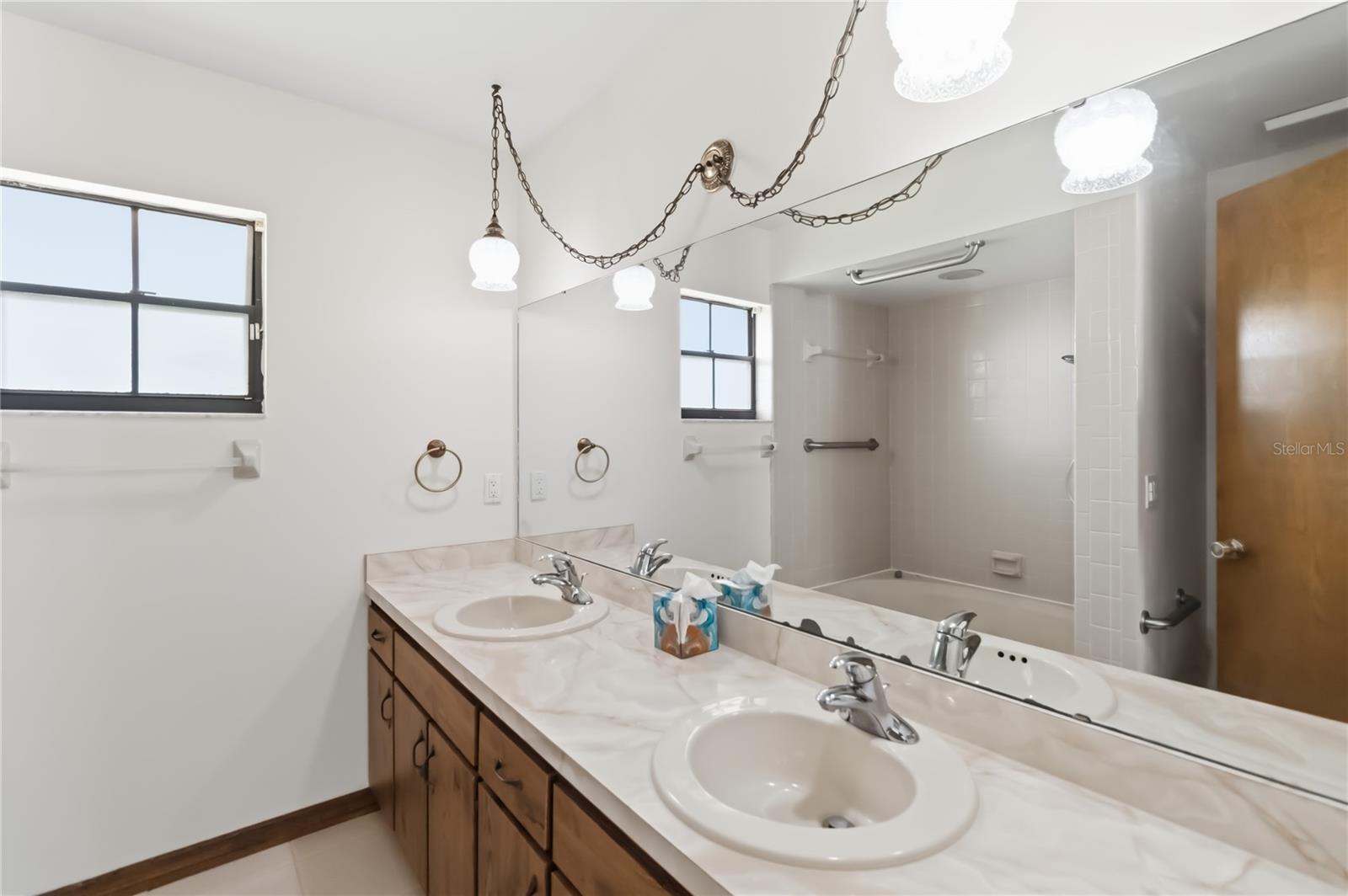 Image 26 of 57 For 2106 Peach Tree Boulevard