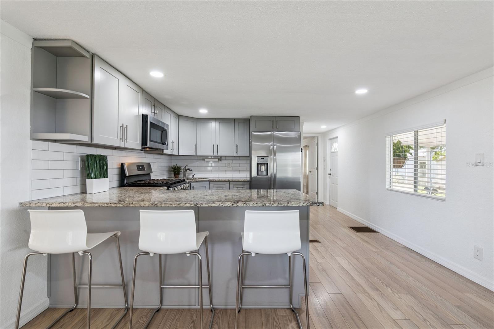 Image 5 of 25 For 511 Flamingo Lane