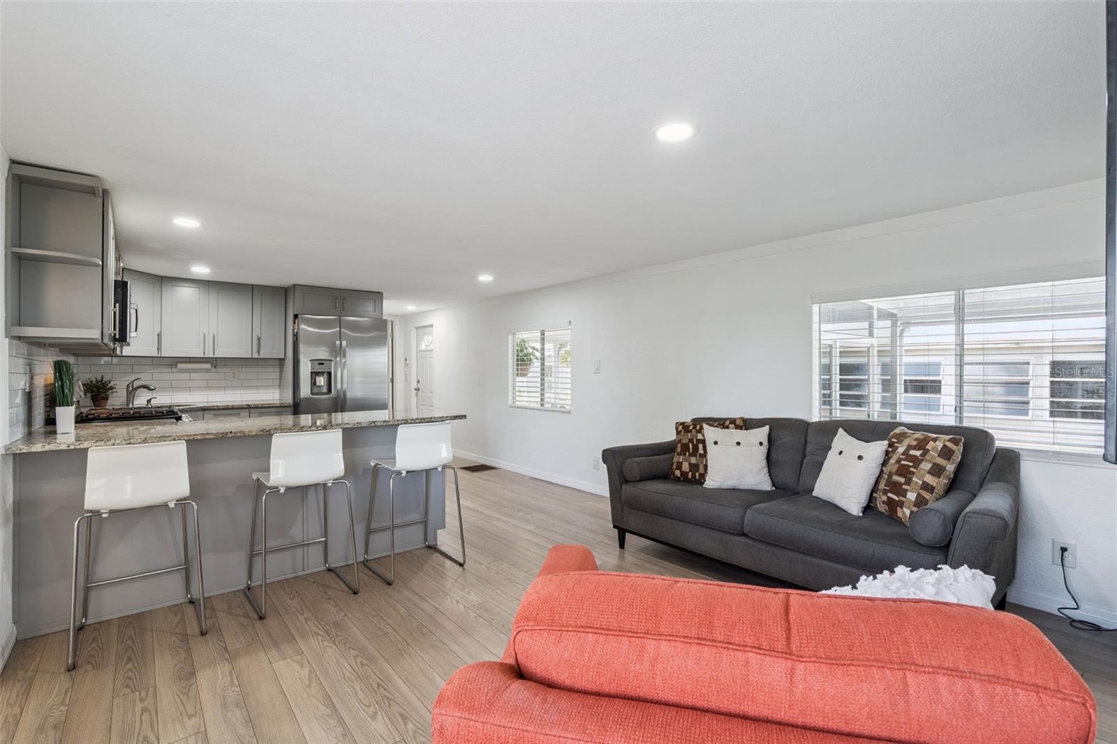 Image 6 of 25 For 511 Flamingo Lane