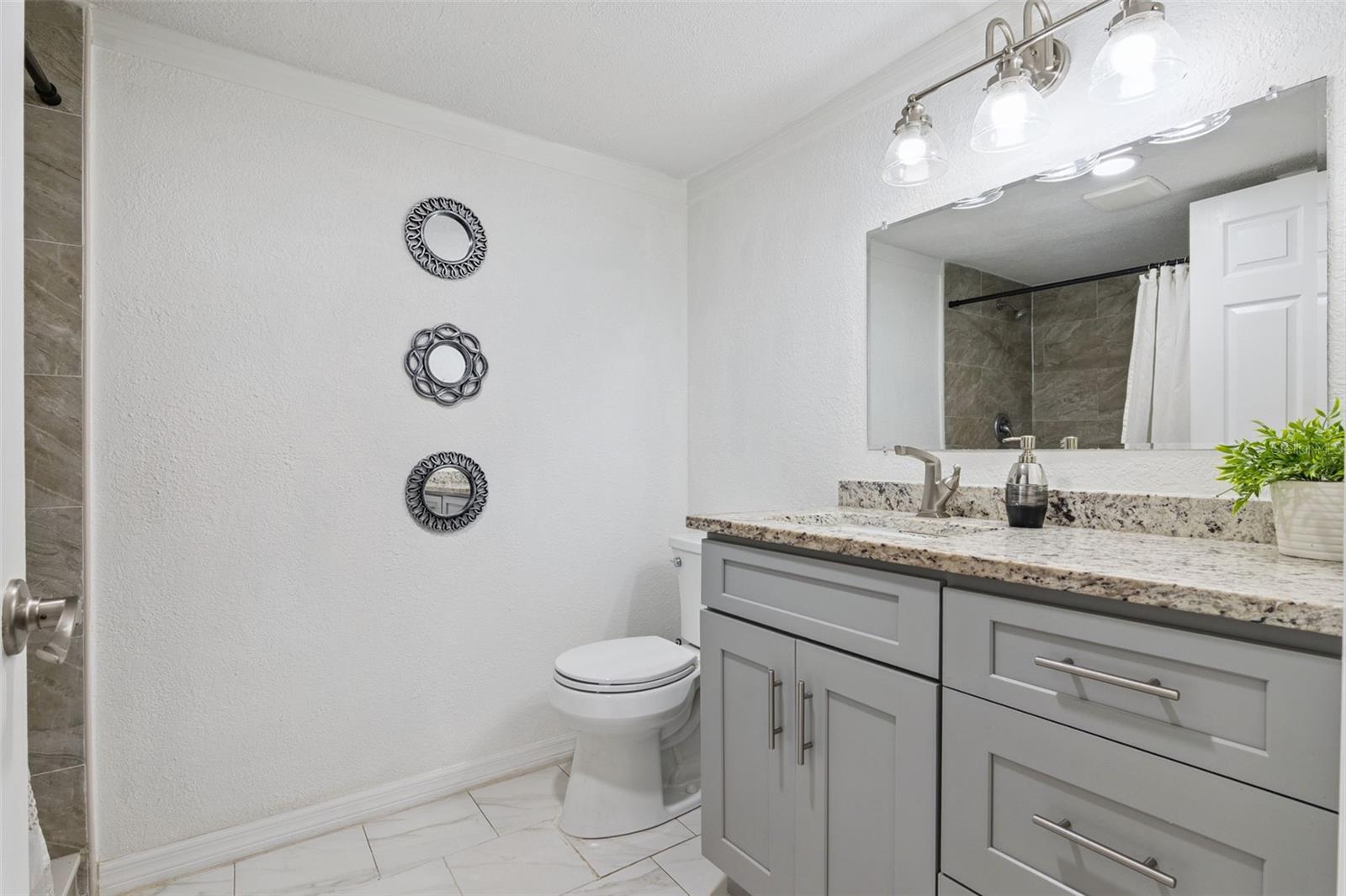 Image 9 of 25 For 511 Flamingo Lane