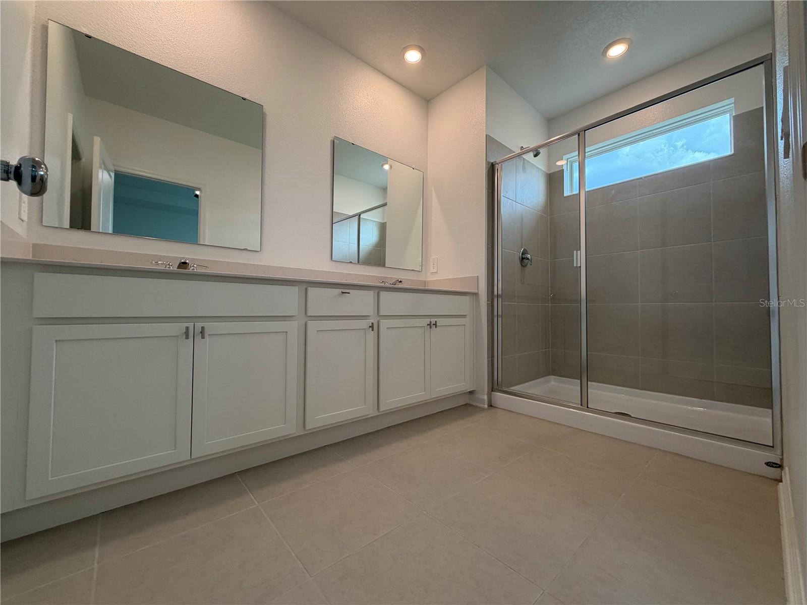 Image 14 of 26 For 6025 Zen Way