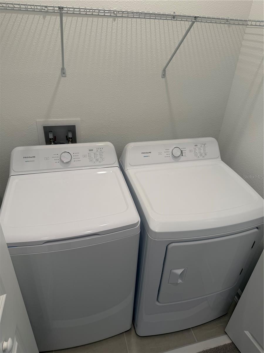 Image 16 of 26 For 6025 Zen Way