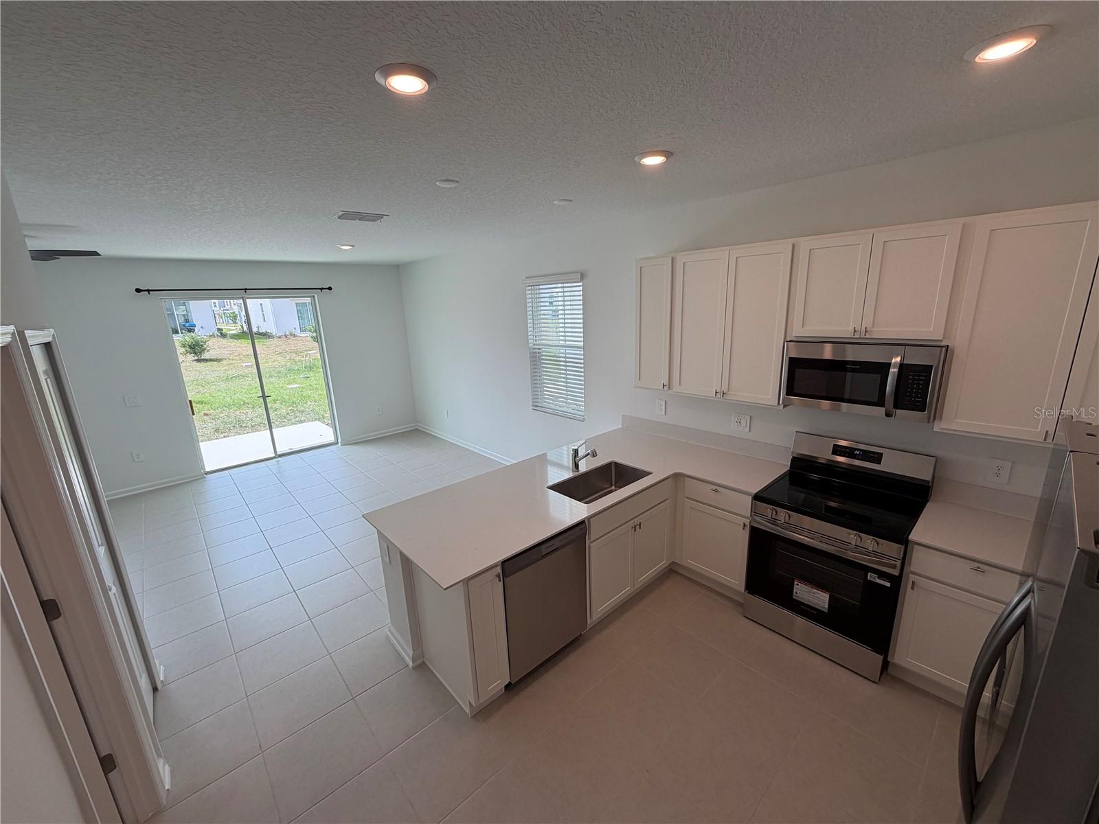 Image 4 of 26 For 6025 Zen Way