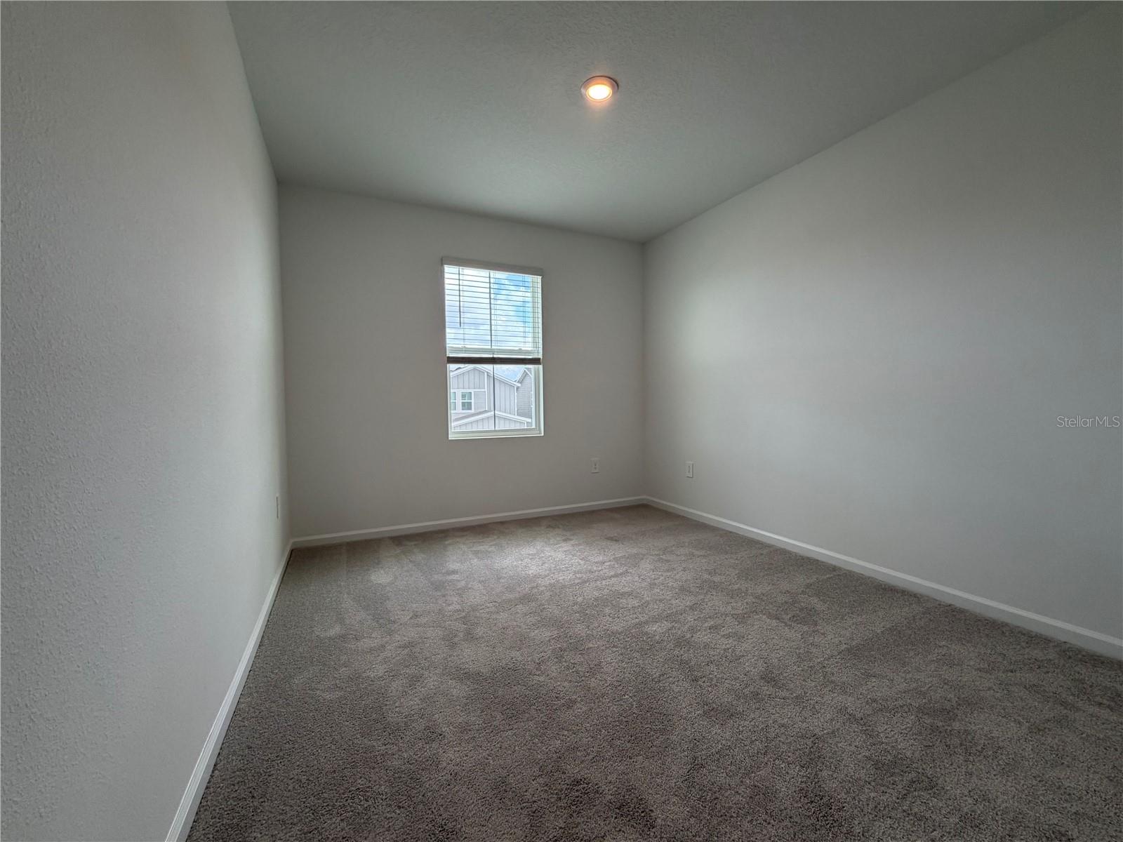 Image 9 of 26 For 6025 Zen Way