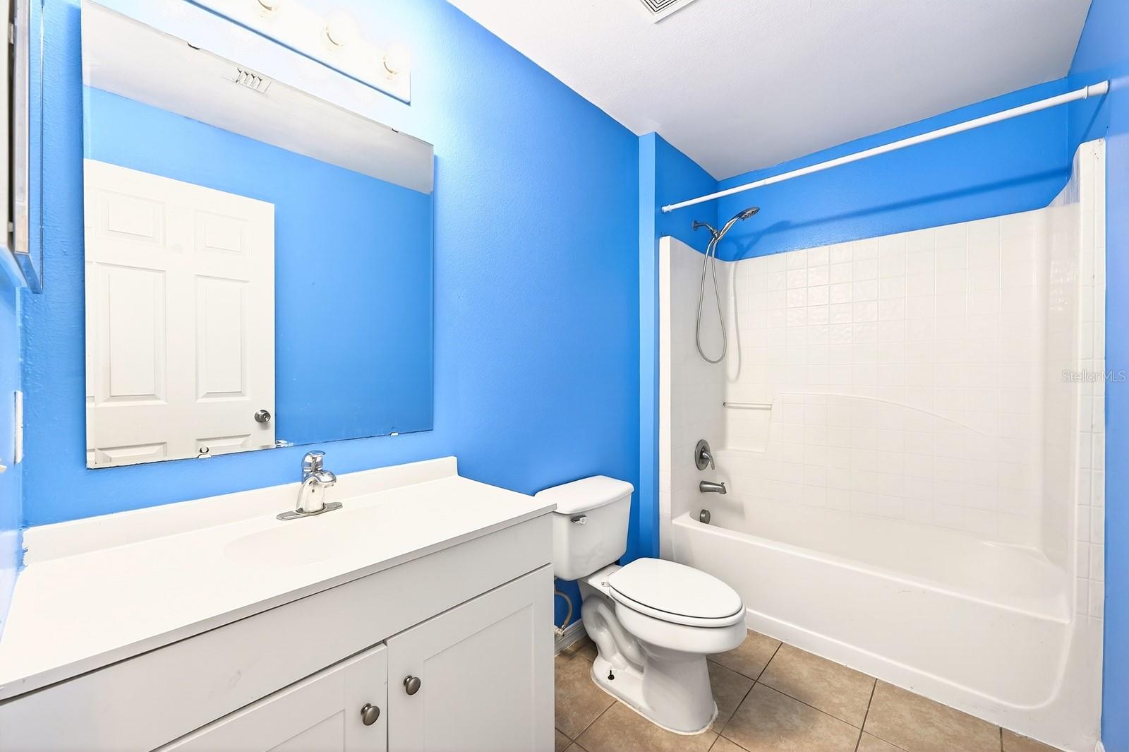 Image 17 of 32 For 274 Curtis Avenue