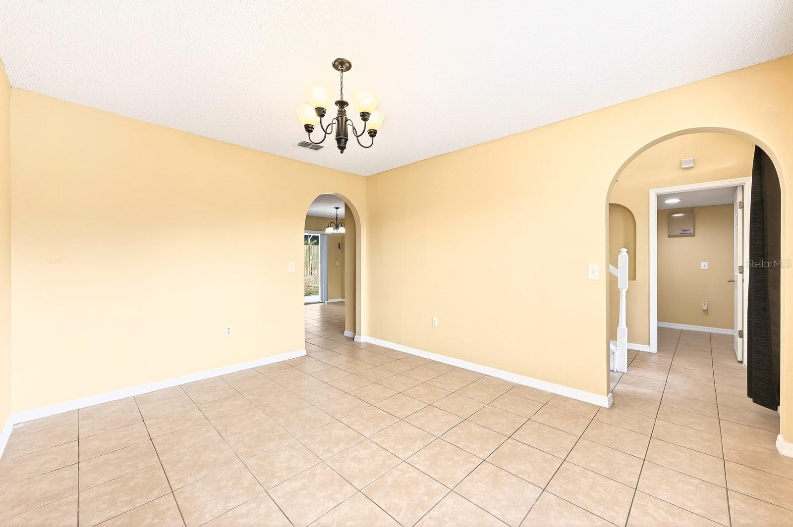 Image 27 of 32 For 274 Curtis Avenue