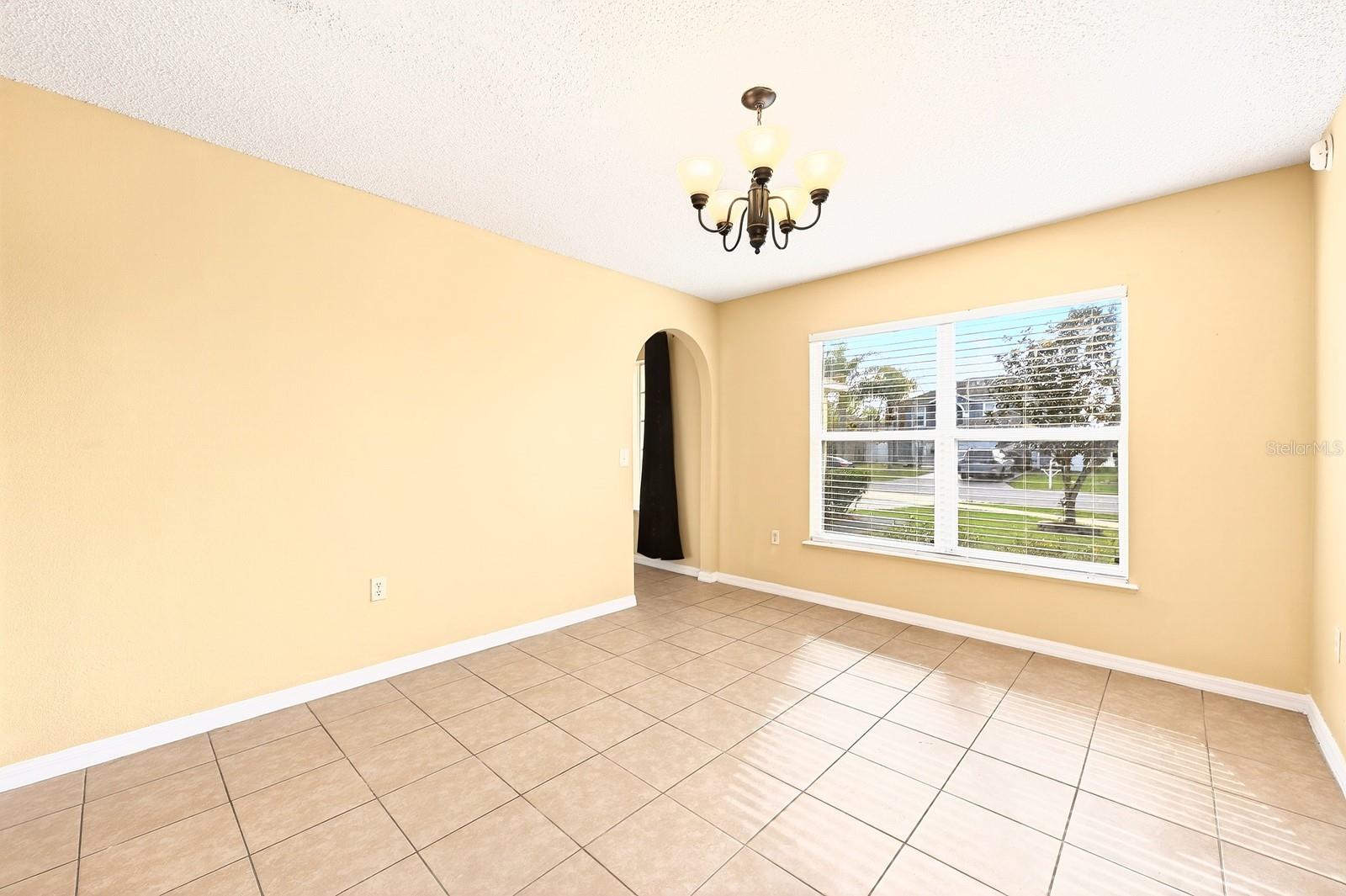 Image 28 of 32 For 274 Curtis Avenue