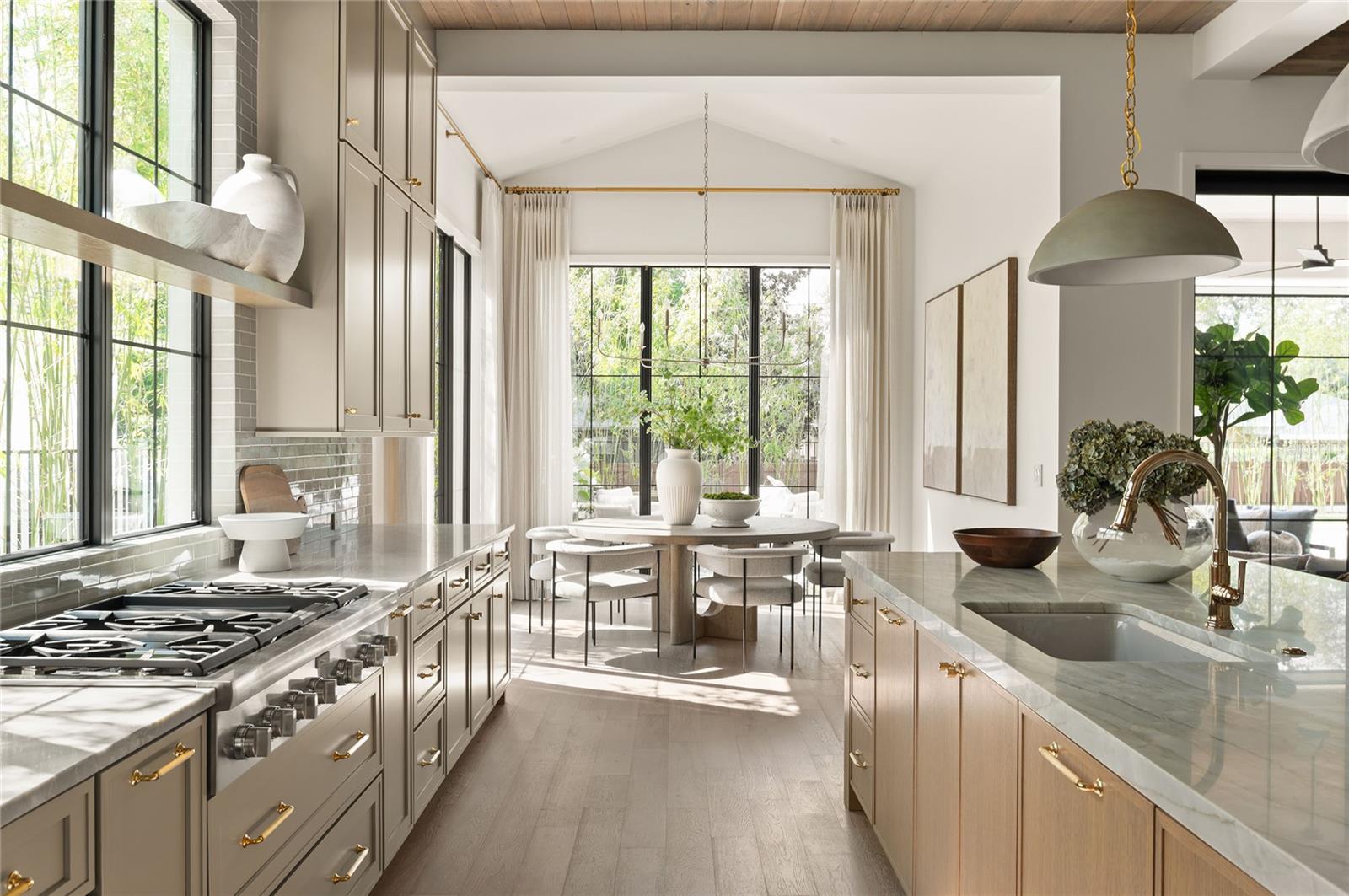 Image 24 of 75 For 1208 Nottingham Street