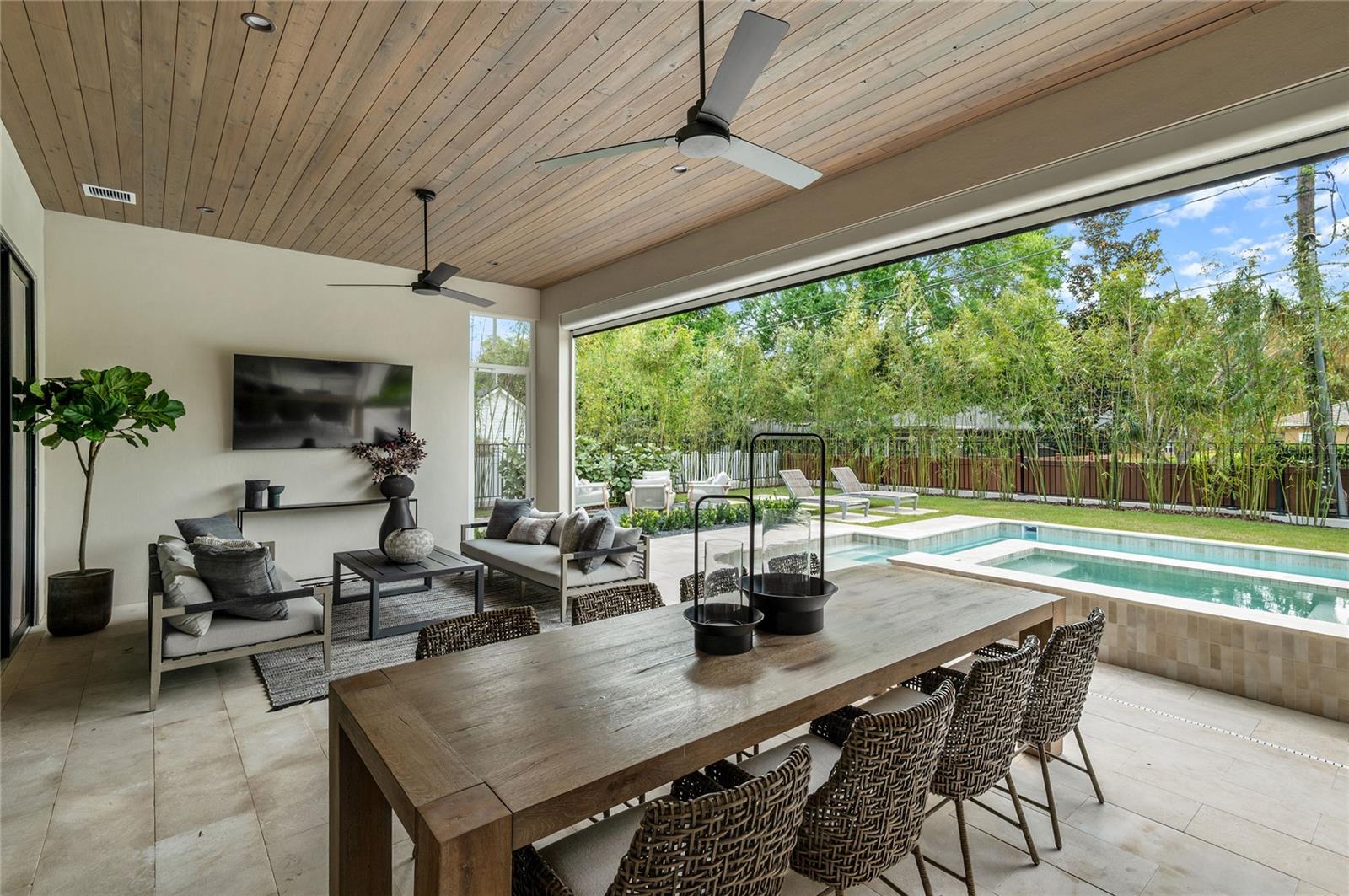 Image 28 of 75 For 1208 Nottingham Street