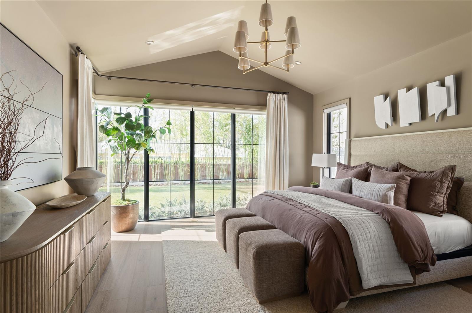 Image 37 of 75 For 1208 Nottingham Street