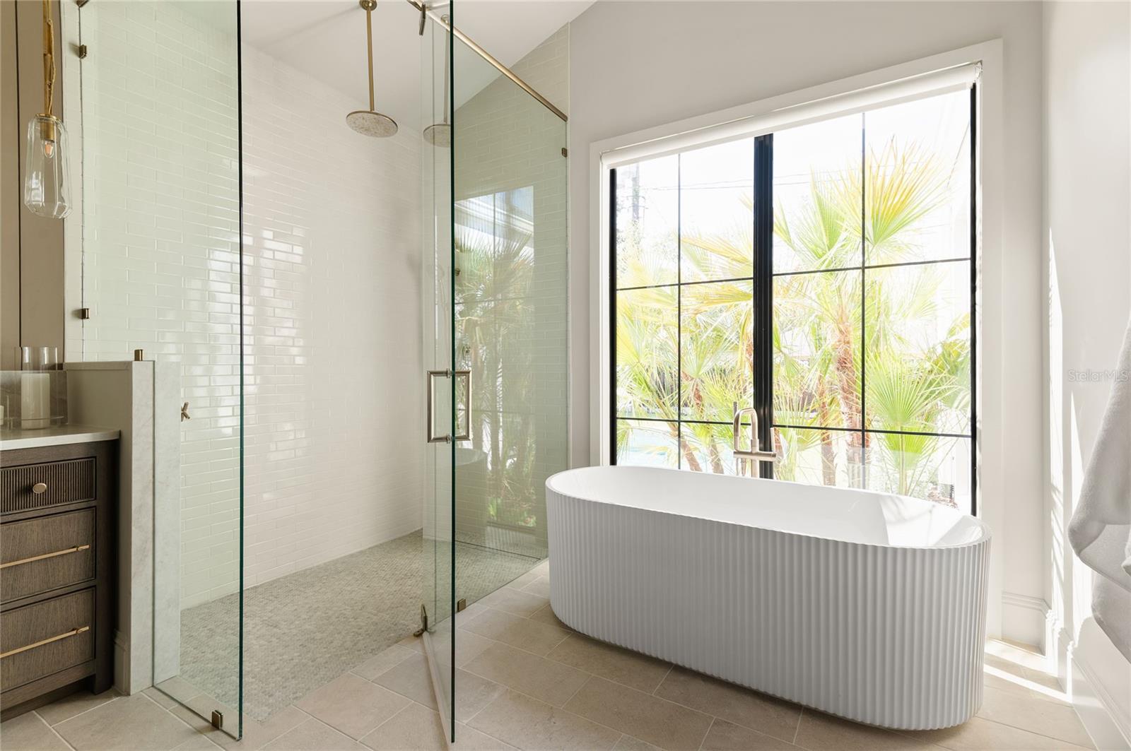 Image 42 of 75 For 1208 Nottingham Street