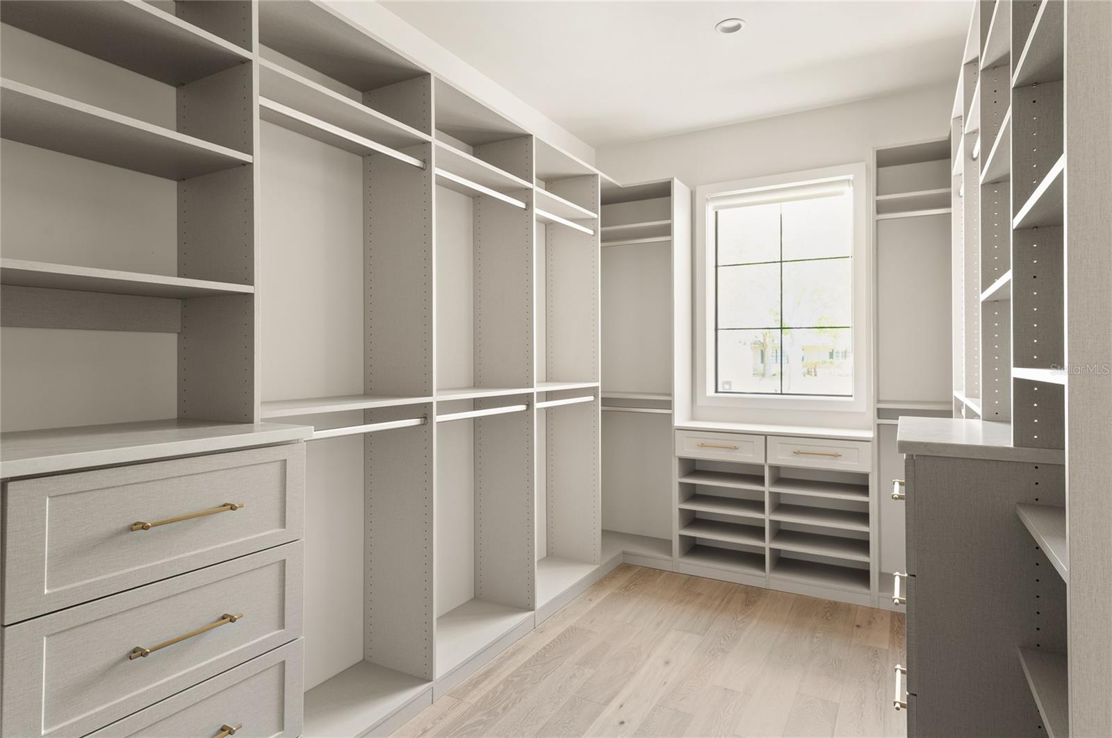 Image 45 of 75 For 1208 Nottingham Street