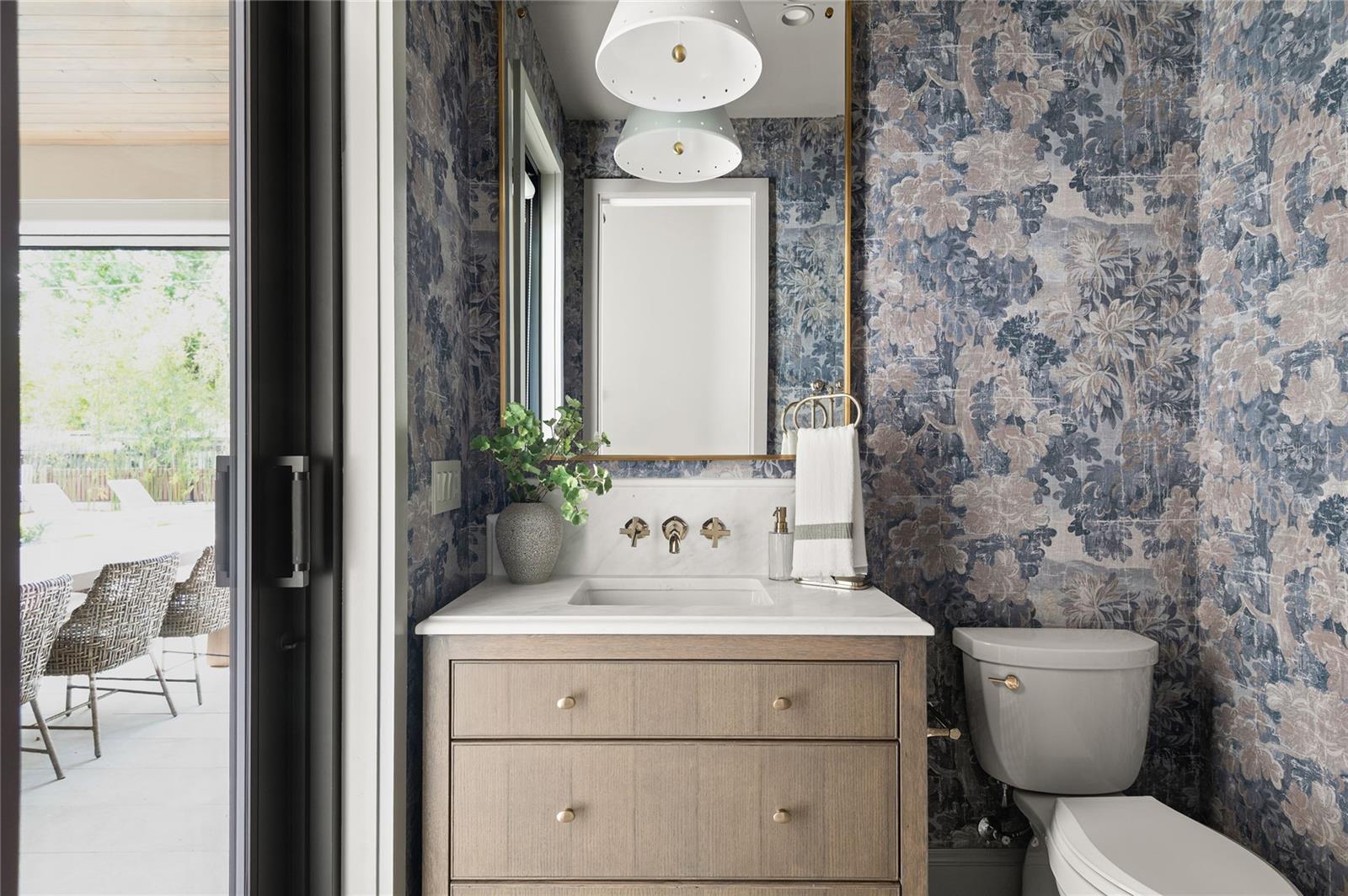 Image 47 of 75 For 1208 Nottingham Street