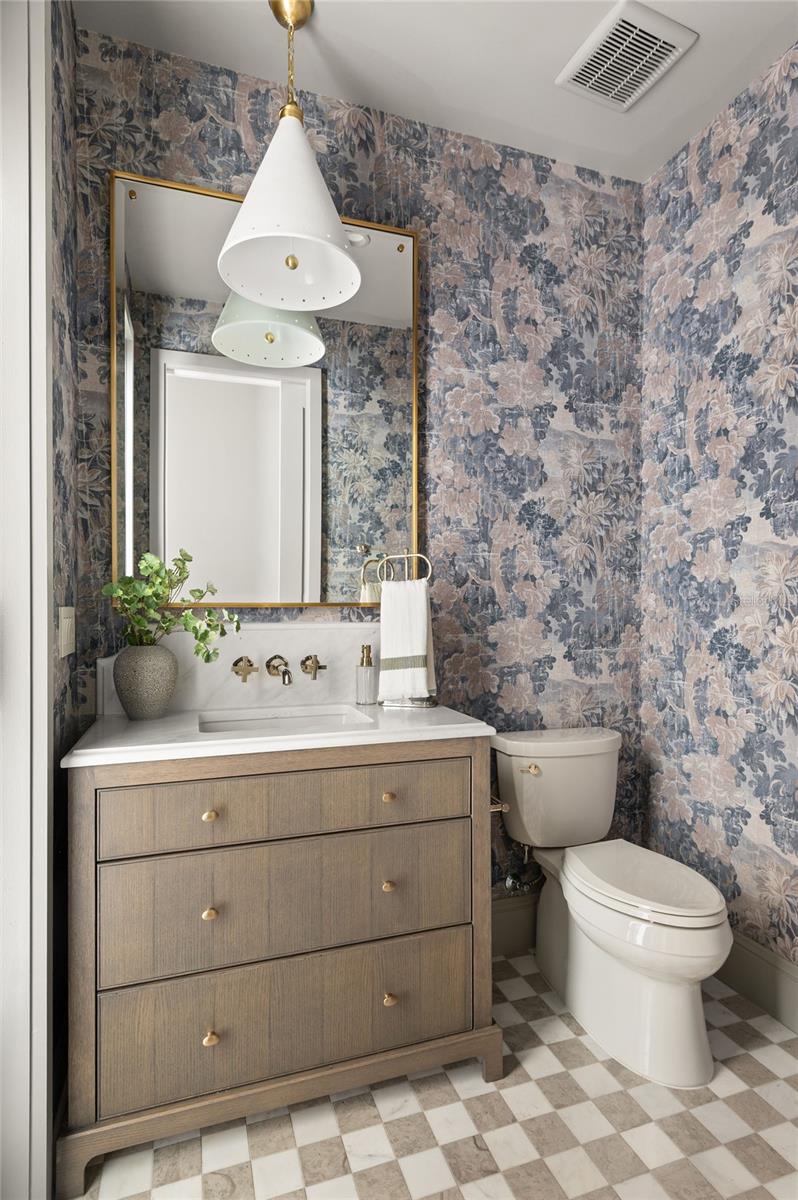 Image 48 of 75 For 1208 Nottingham Street