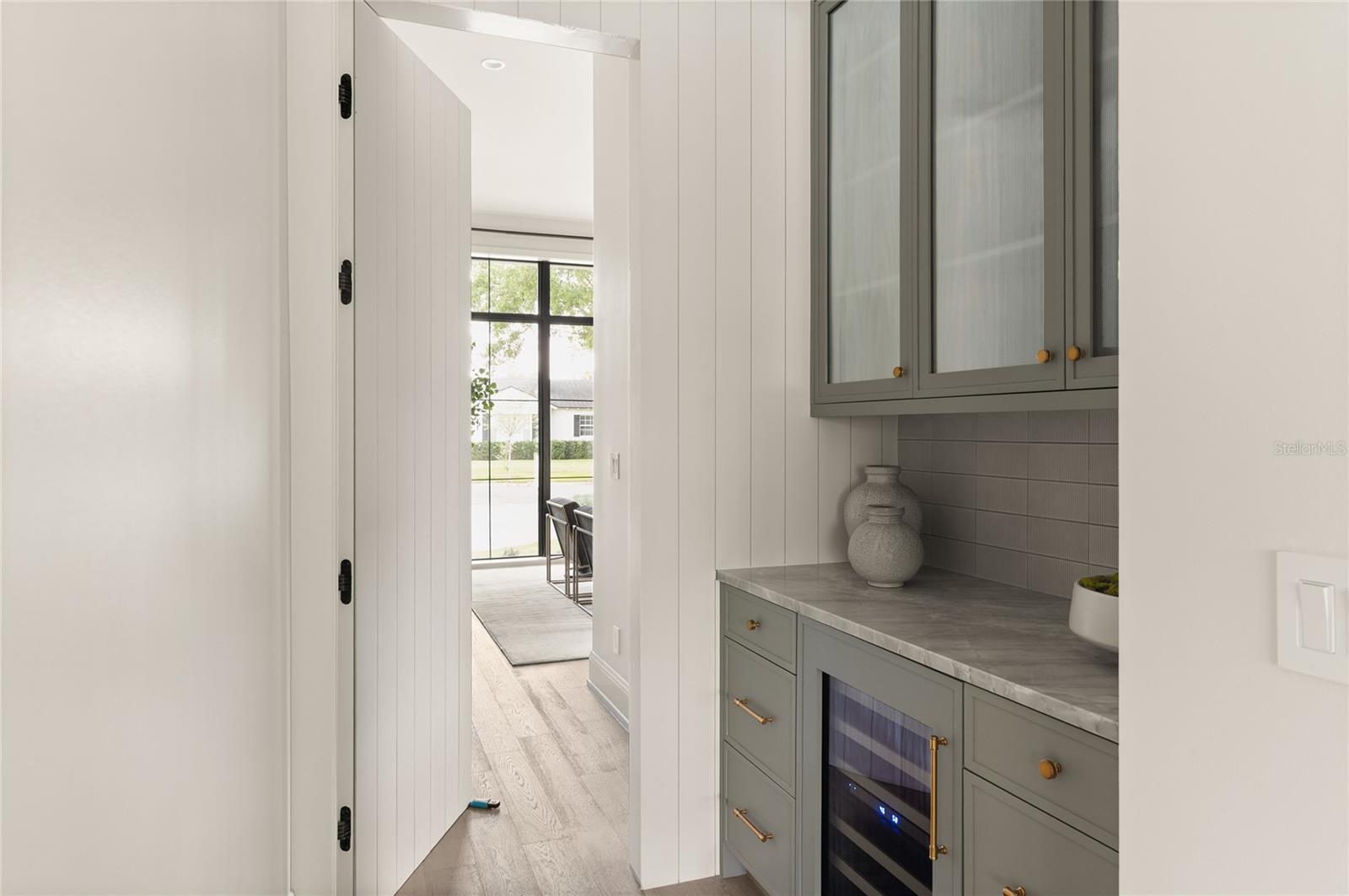 Image 50 of 75 For 1208 Nottingham Street