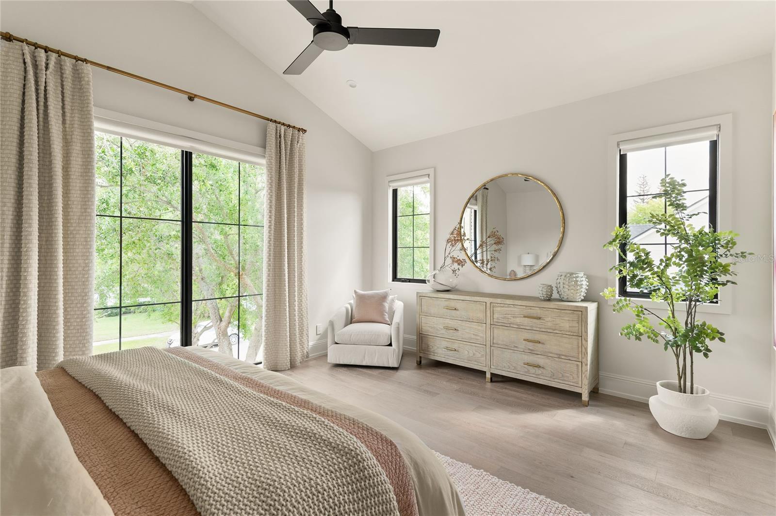 Image 60 of 75 For 1208 Nottingham Street