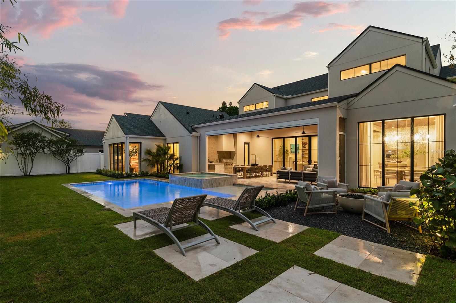 Image 69 of 75 For 1208 Nottingham Street