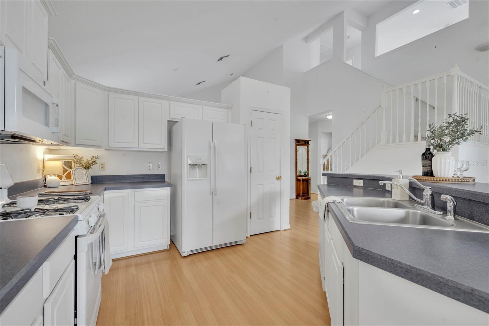 Image 17 of 72 For 1656 Anna Catherine Drive