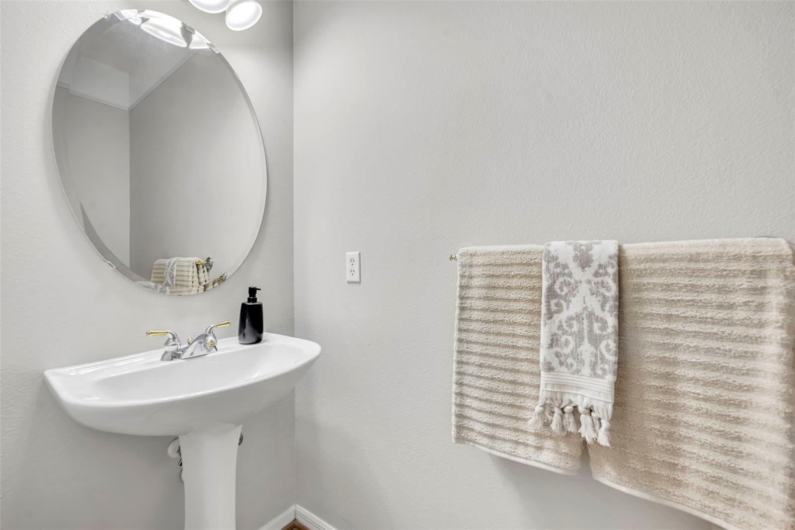 Image 21 of 72 For 1656 Anna Catherine Drive