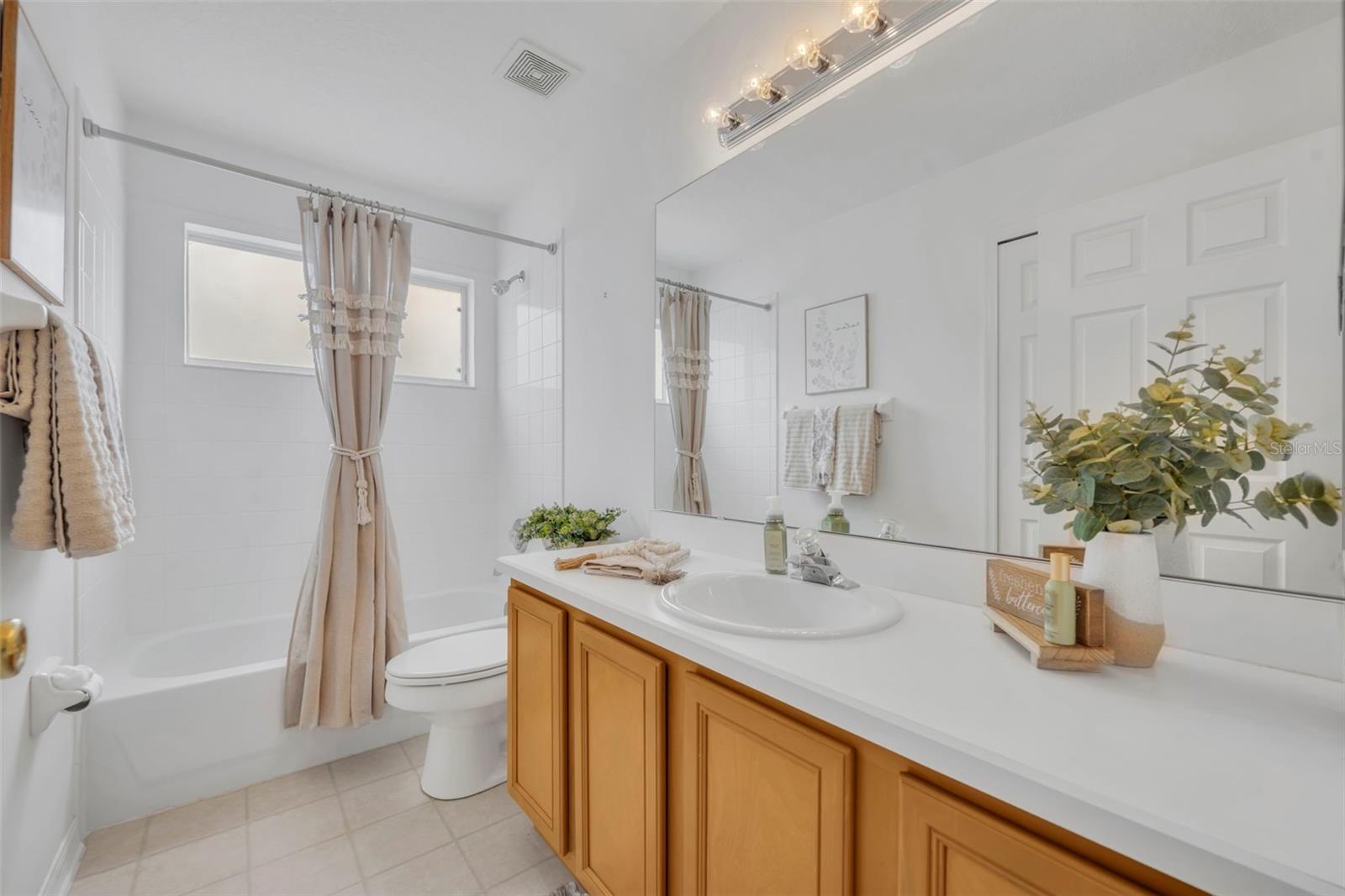 Image 25 of 72 For 1656 Anna Catherine Drive