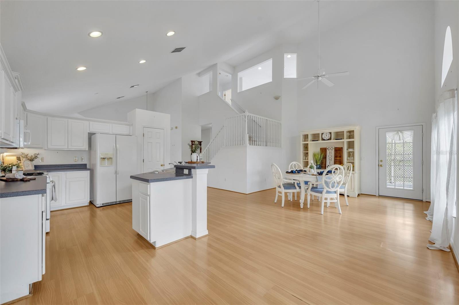 Image 40 of 72 For 1656 Anna Catherine Drive