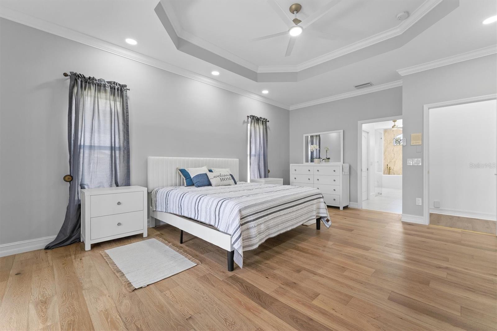 Image 26 of 59 For 8090 Arlewood Circle