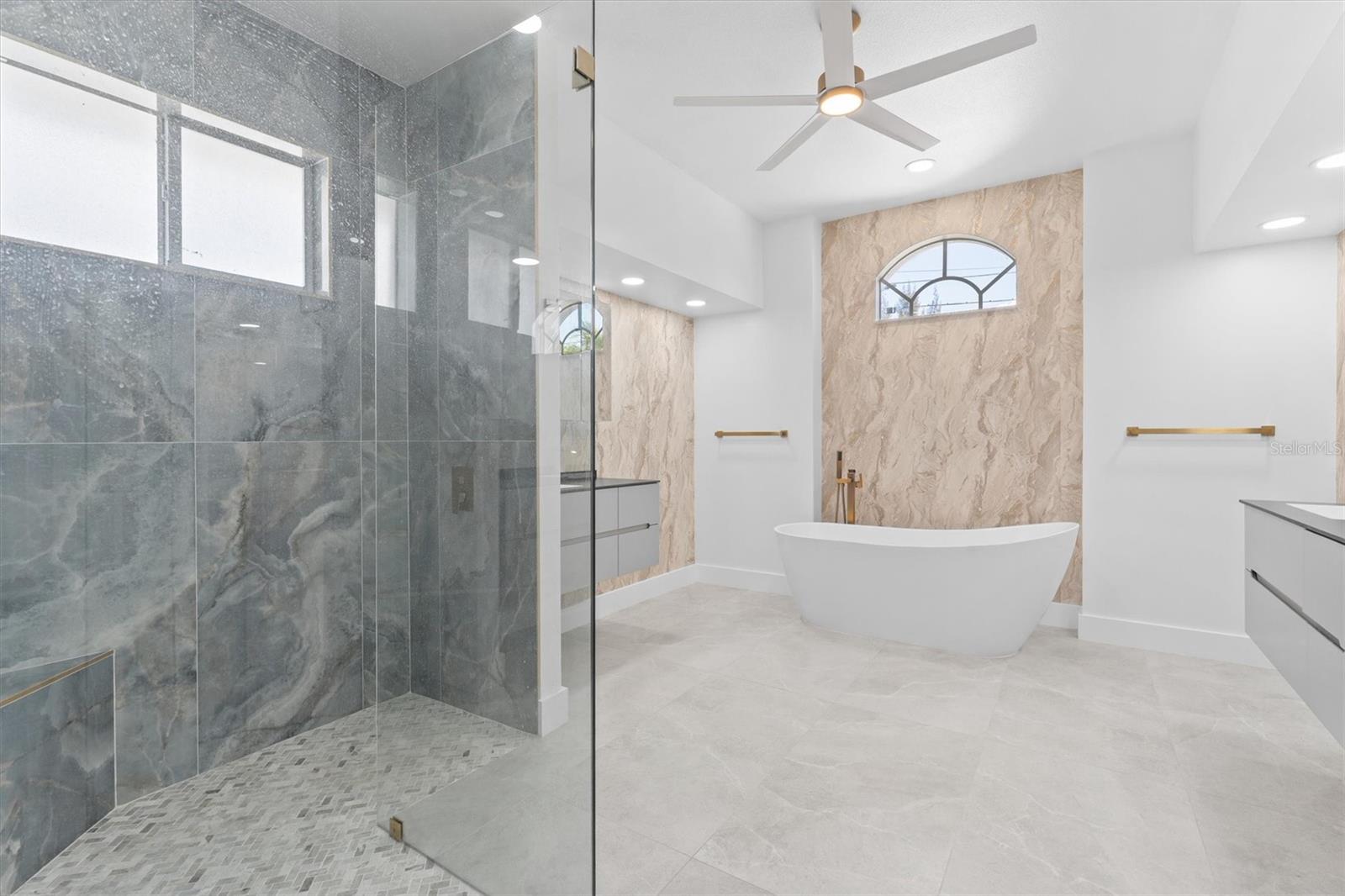 Image 30 of 59 For 8090 Arlewood Circle