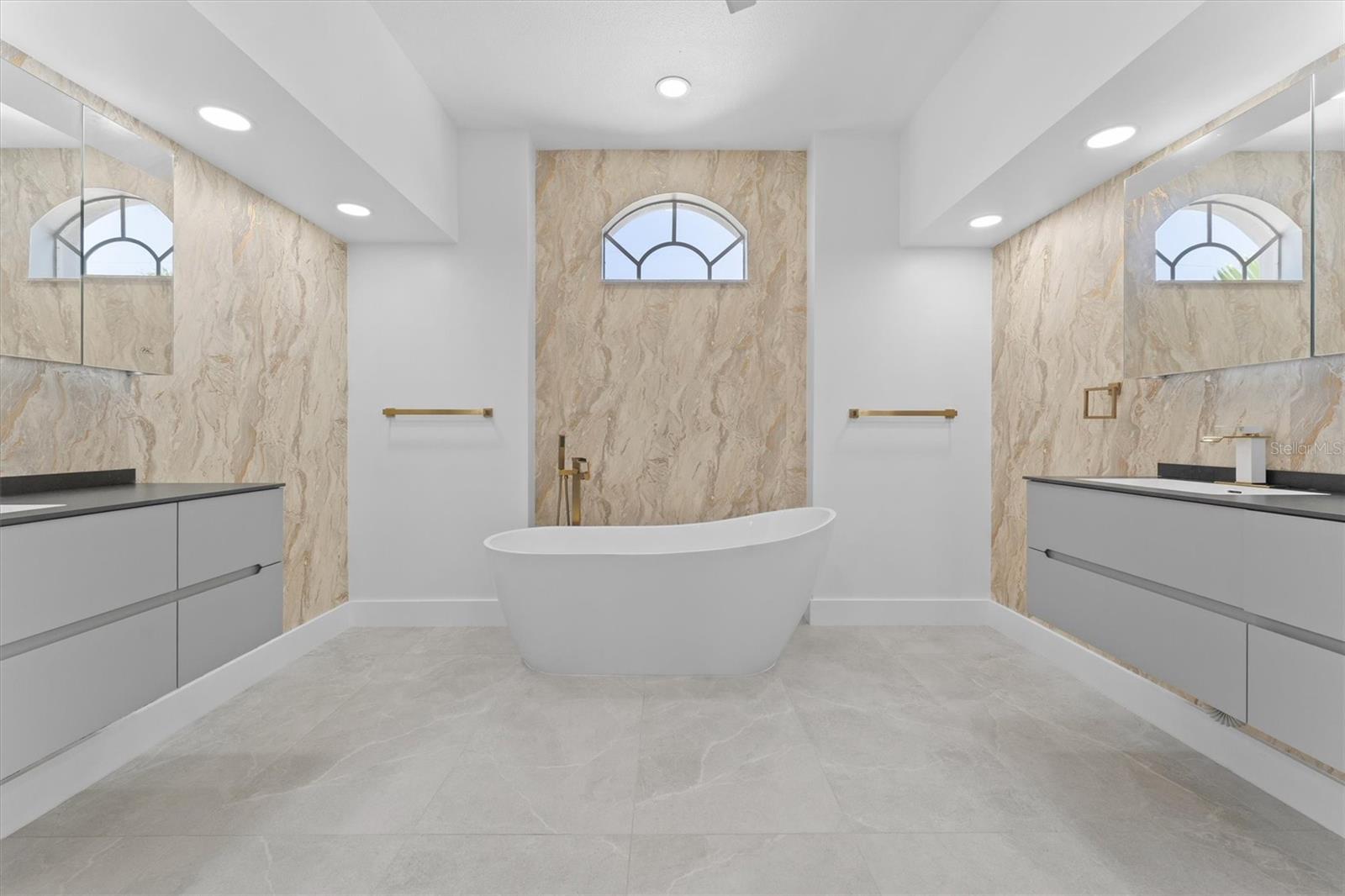 Image 31 of 59 For 8090 Arlewood Circle