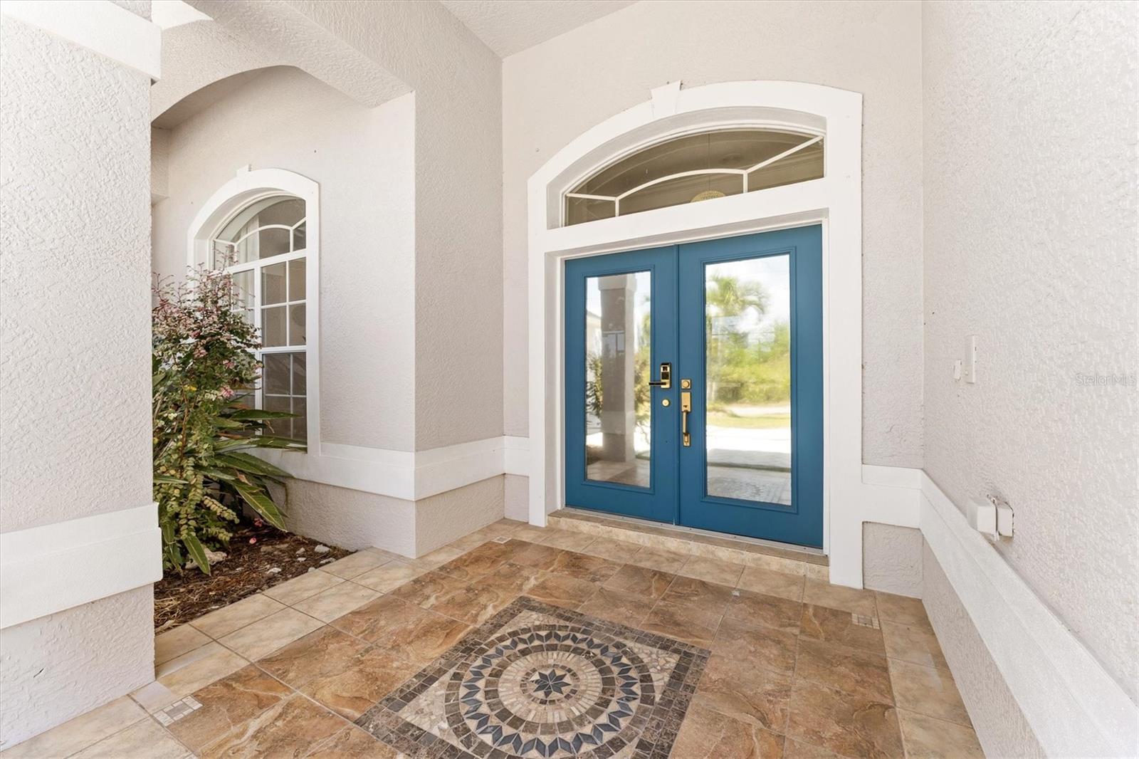 Image 4 of 59 For 8090 Arlewood Circle