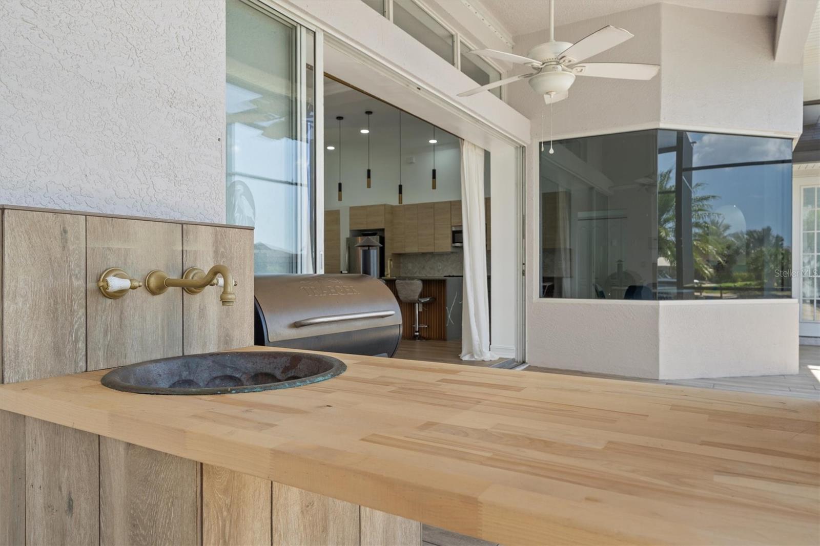 Image 40 of 59 For 8090 Arlewood Circle