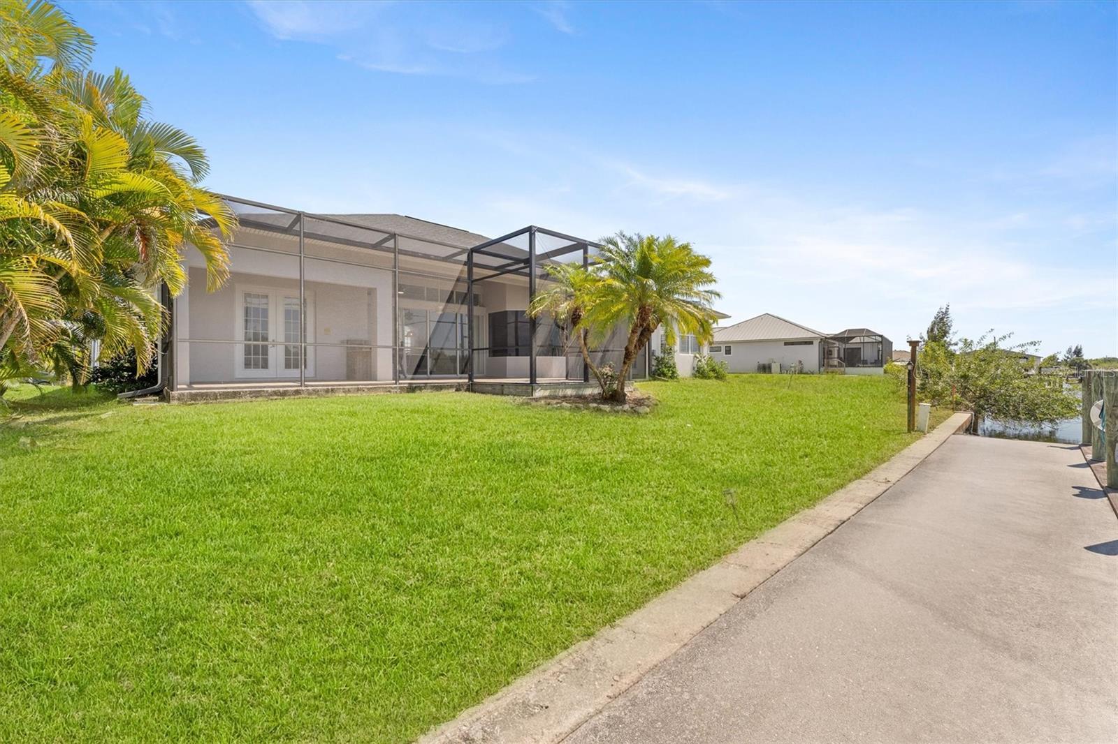 Image 44 of 59 For 8090 Arlewood Circle