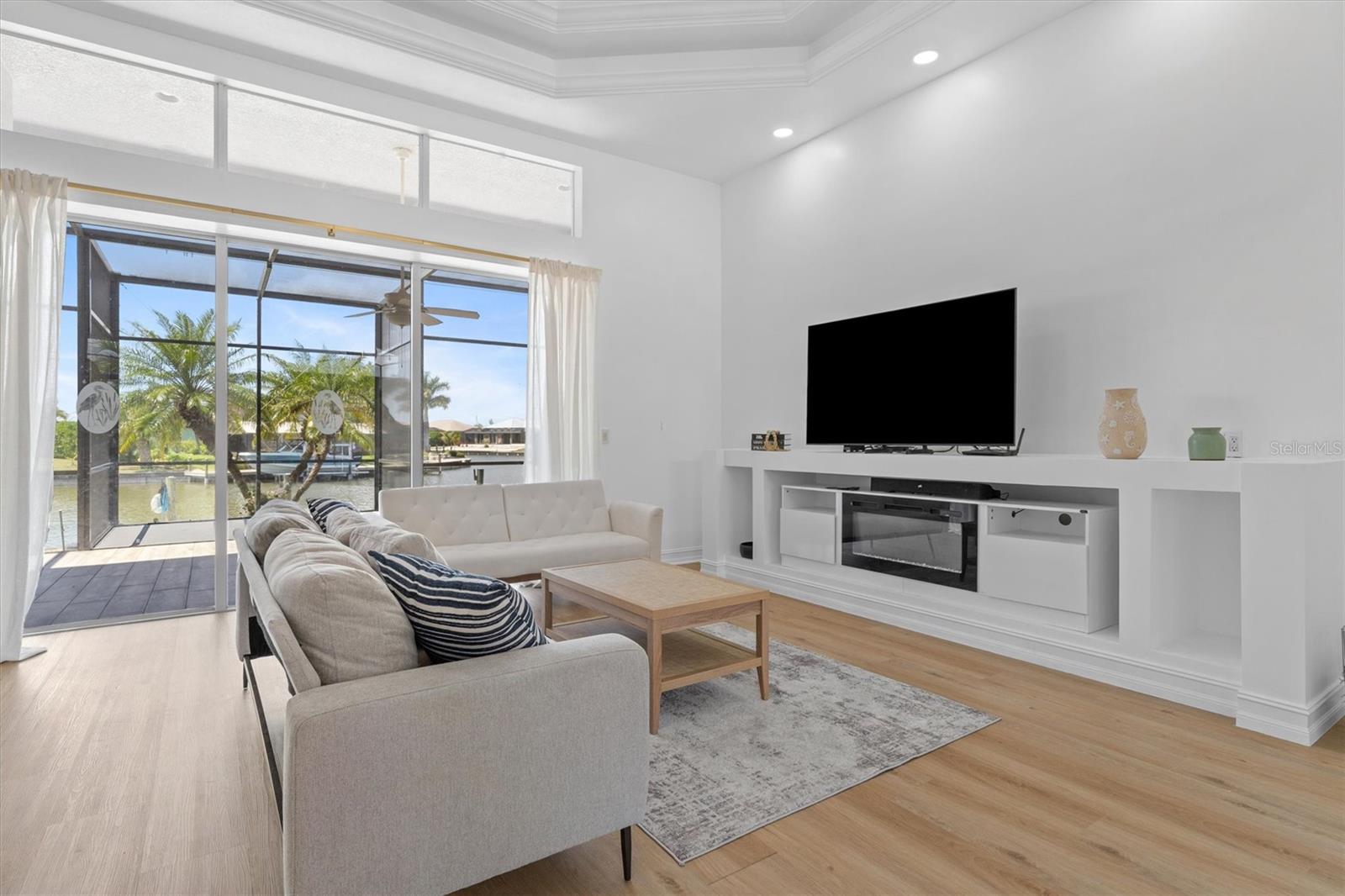 Image 8 of 59 For 8090 Arlewood Circle