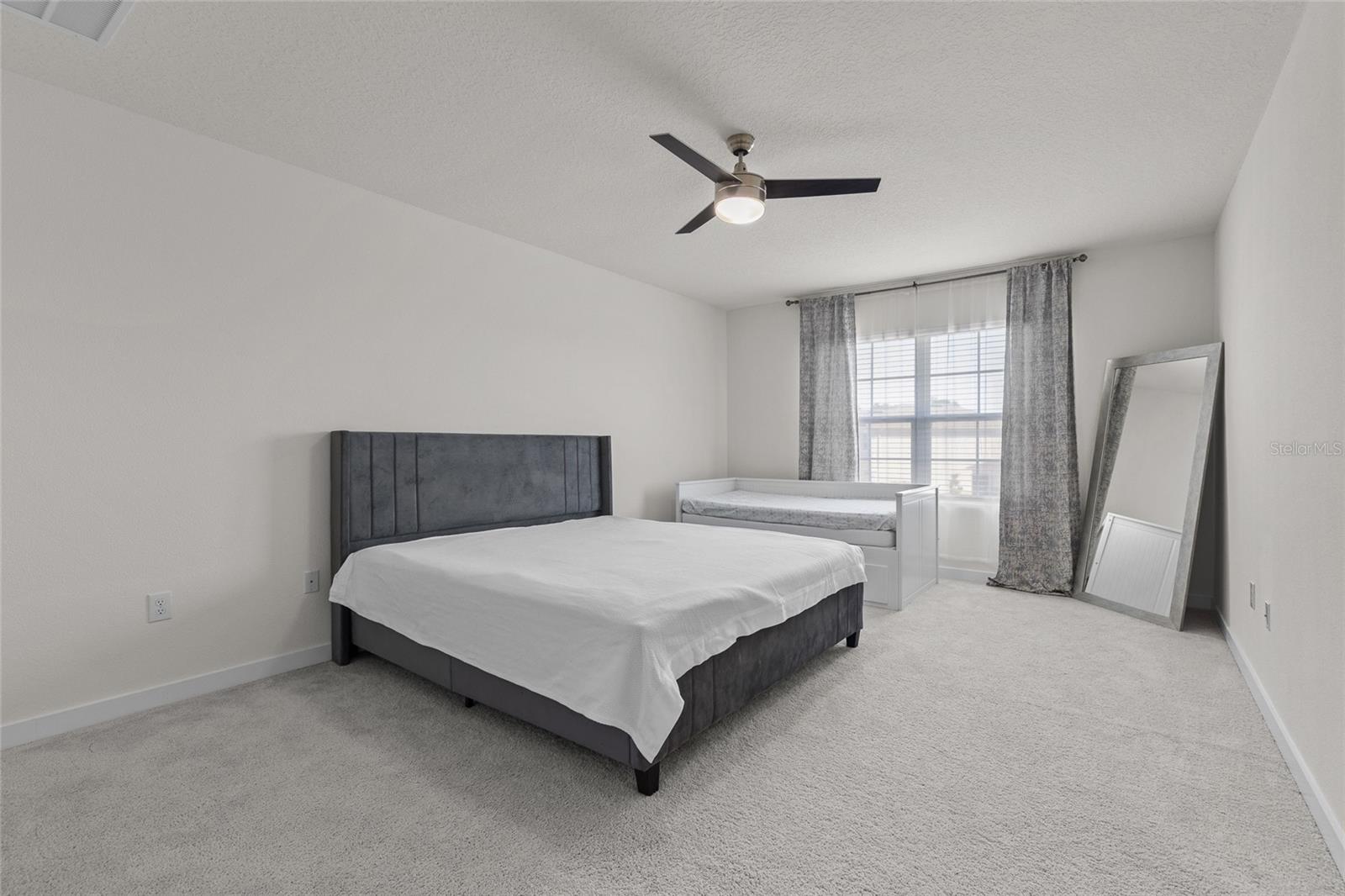 Image 13 of 33 For 455 Talisi Loop