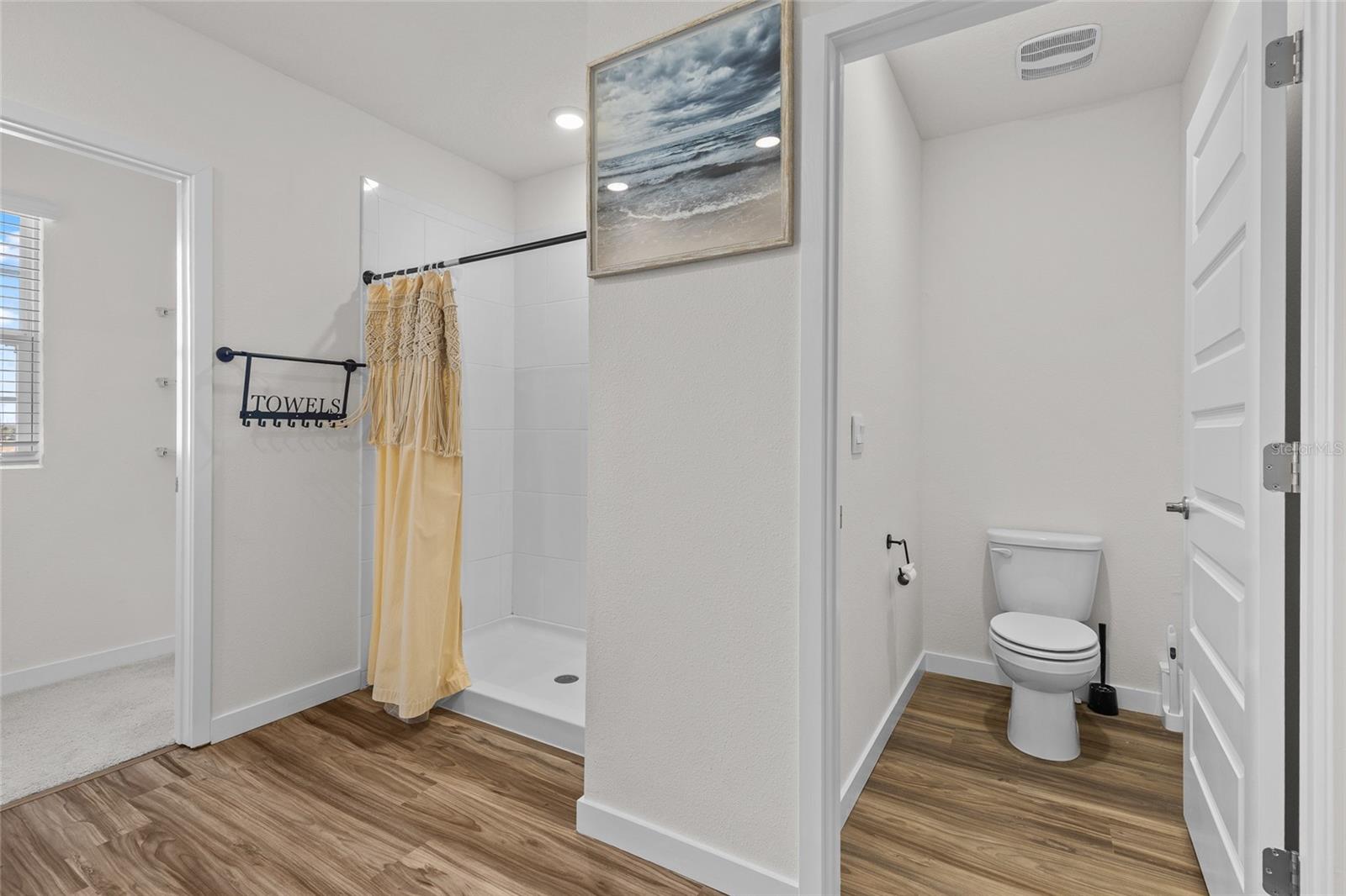 Image 16 of 33 For 455 Talisi Loop