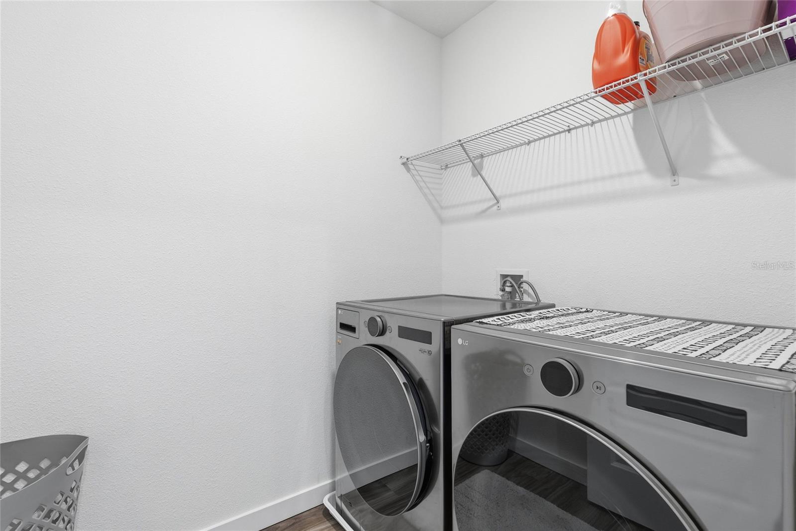 Image 18 of 33 For 455 Talisi Loop