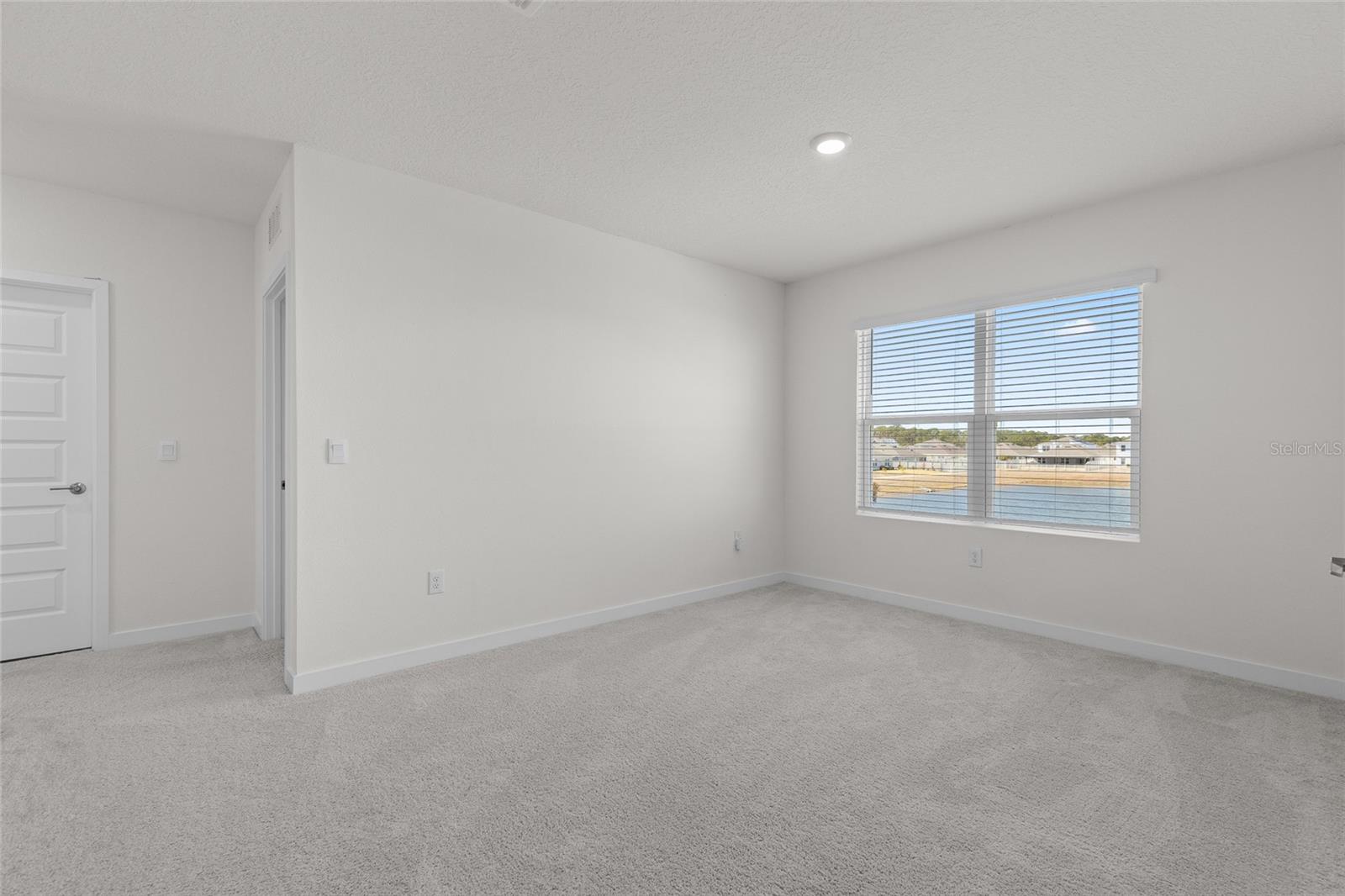 Image 19 of 33 For 455 Talisi Loop